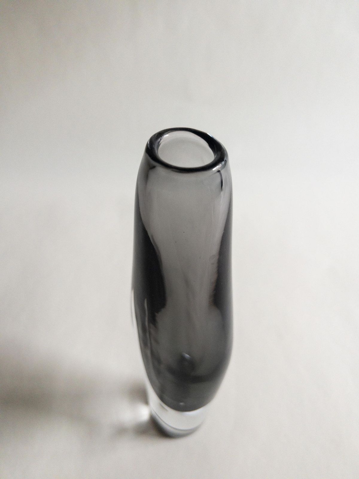 photo furniture Josef Schott Art Glass Vase: Smokey Grey Smalandshyttan, Sweden