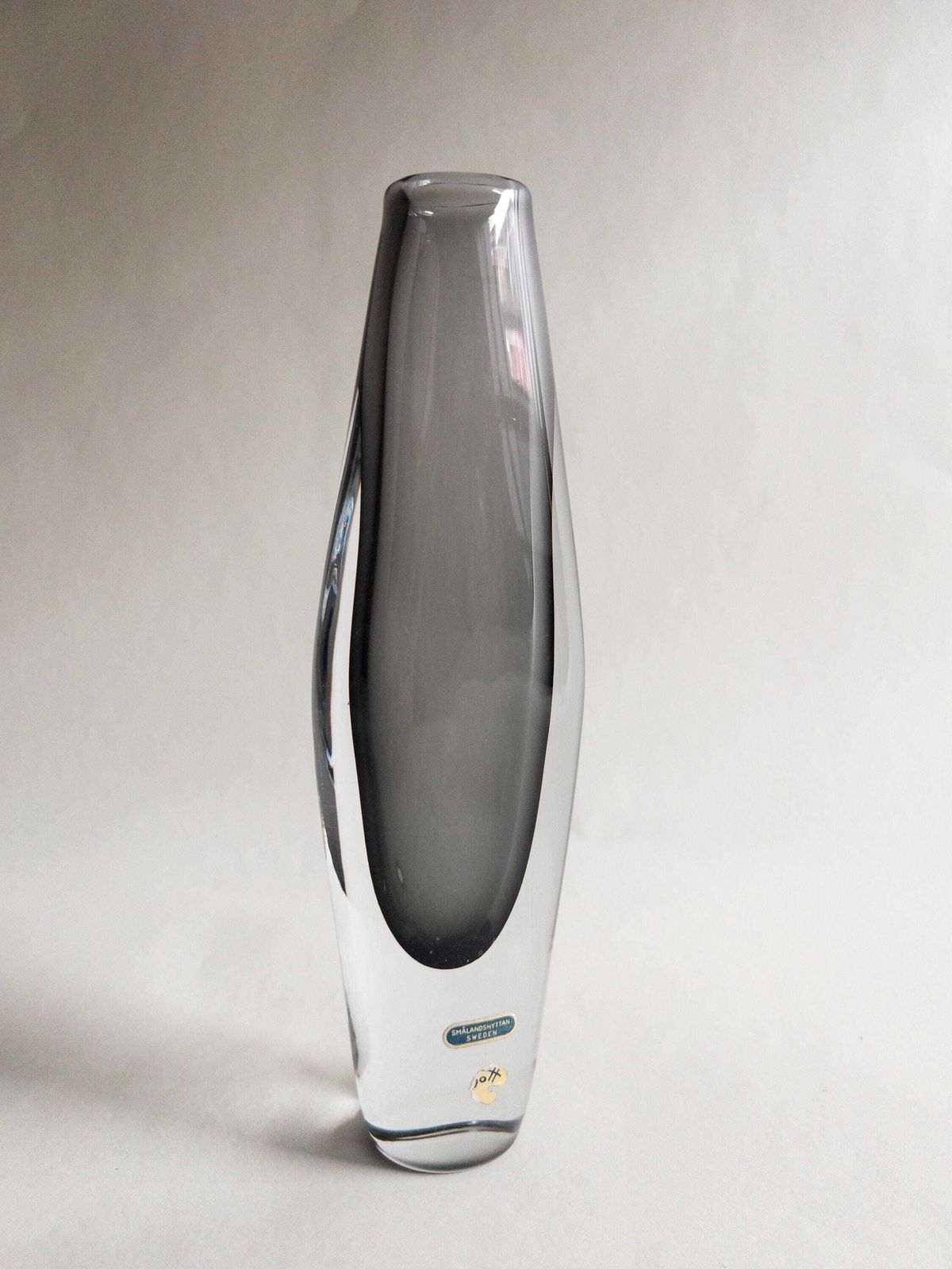 184.0 Josef Schott Art Glass Vase: Smokey Grey Smalandshyttan, Sweden photo