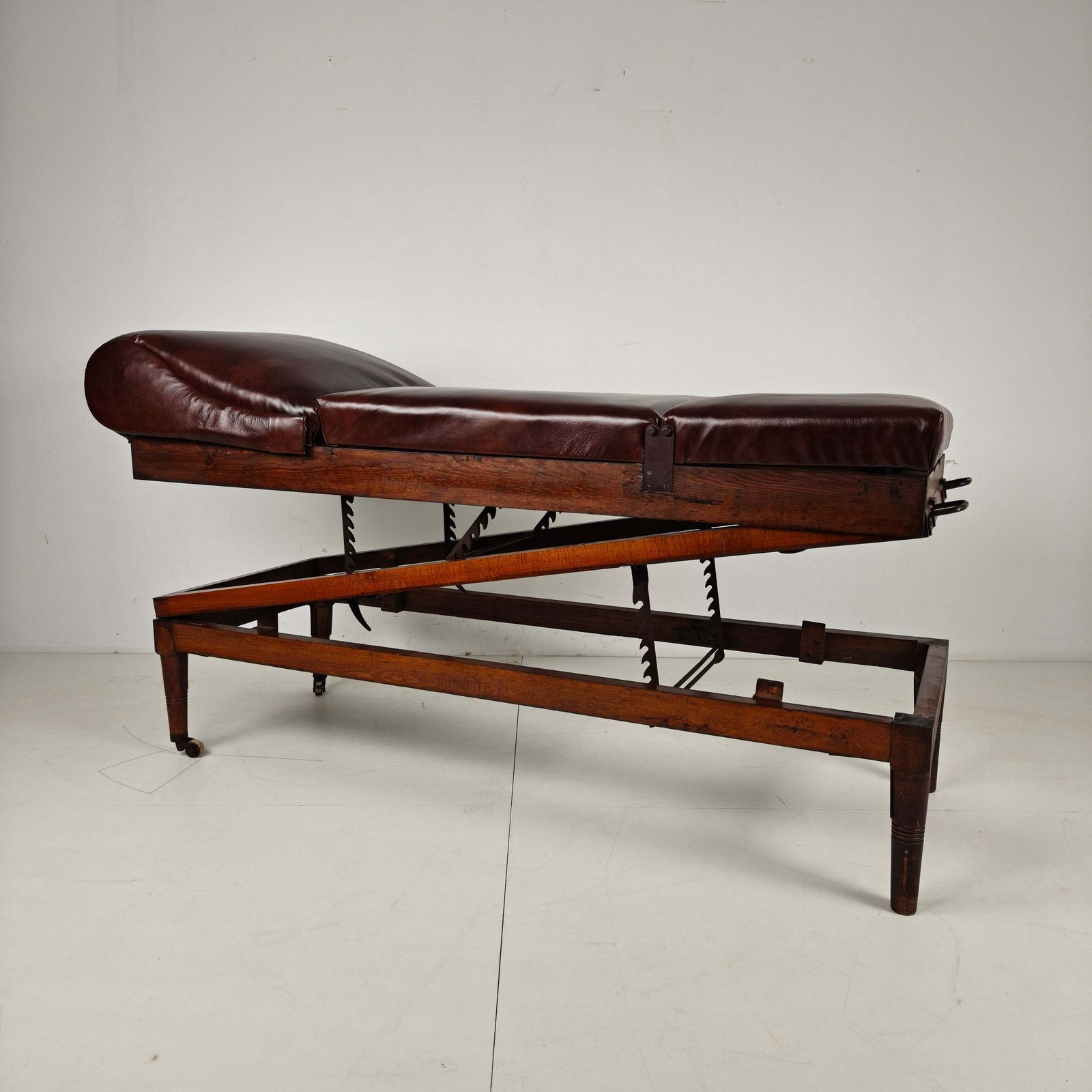 Antique English Military Hospital Bed – 19th Century photo furniture