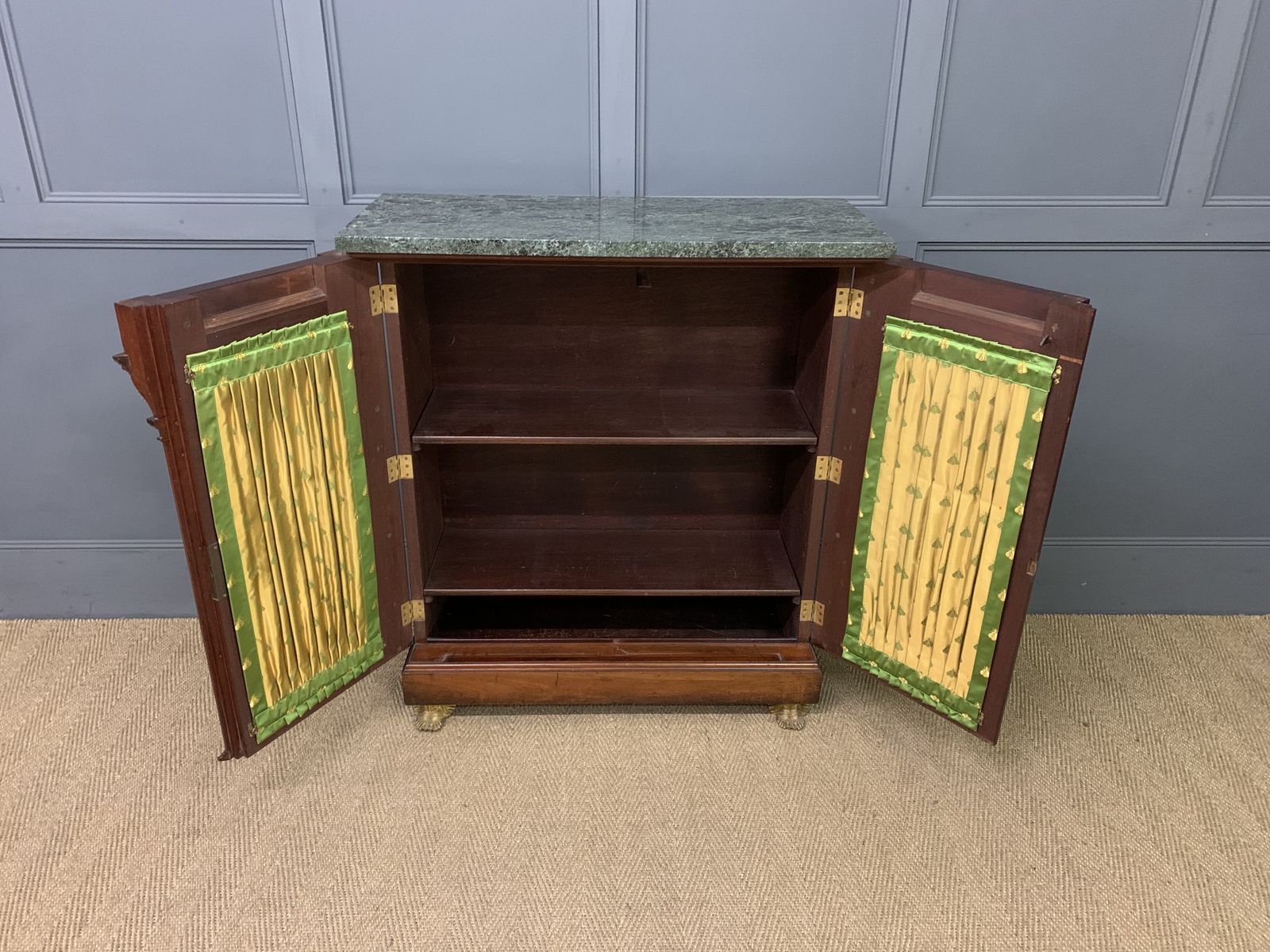photo vinterior French Empire Mahogany Chiffonier