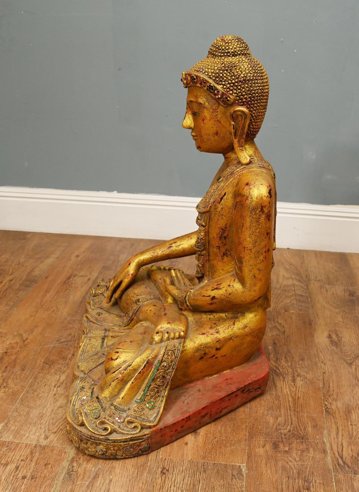 Carved Thai Gilt Wooden Buddha Figure Lotus Pose Buddhist Statue Art photo vintage