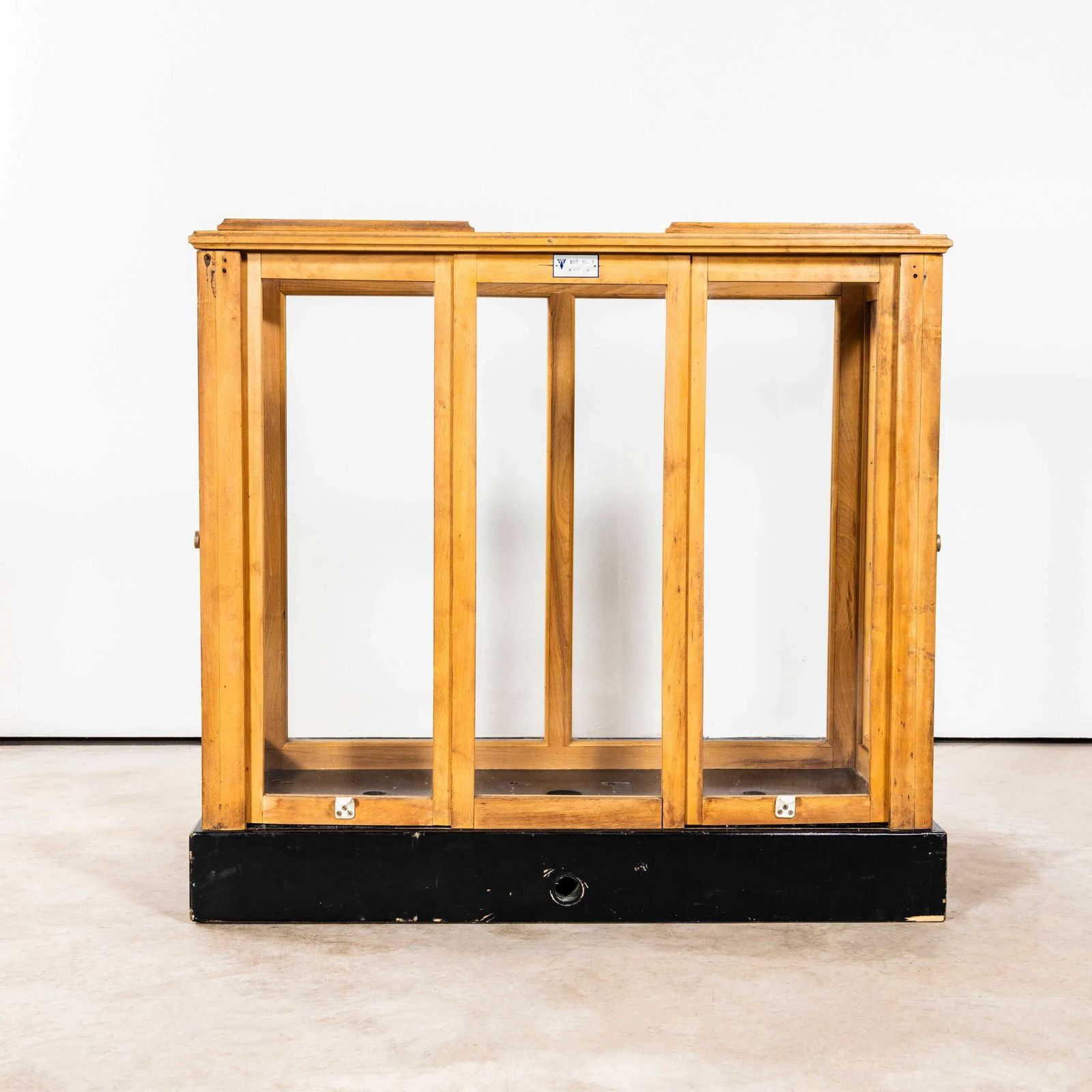 1950’s Decorative Latvian Display Case – Medium Size