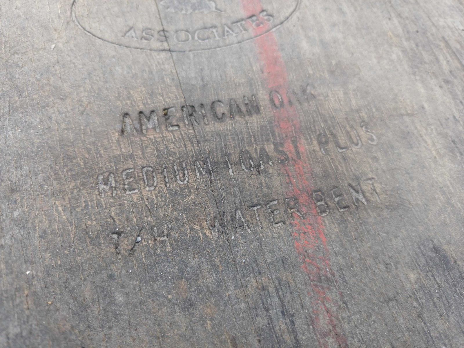 Large Vintage Oak Wine Barrel American Oak Medium Toast Plus Garden Planter Rustic Side Table Distillery Barrel Decorative Oak Cask. photo 495.0