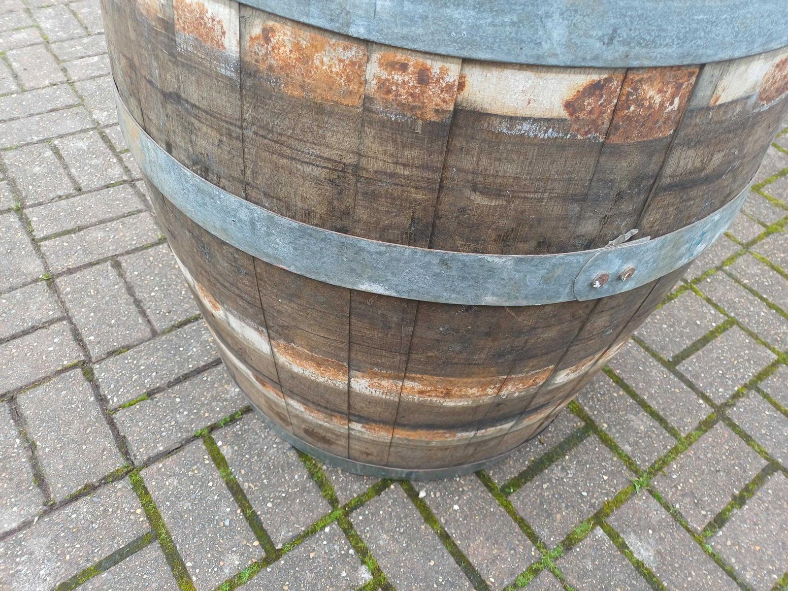 photo vinterior Large Vintage Oak Wine Barrel American Oak Medium Toast Plus Garden Planter Rustic Side Table Distillery Barrel Decorative Oak Cask.