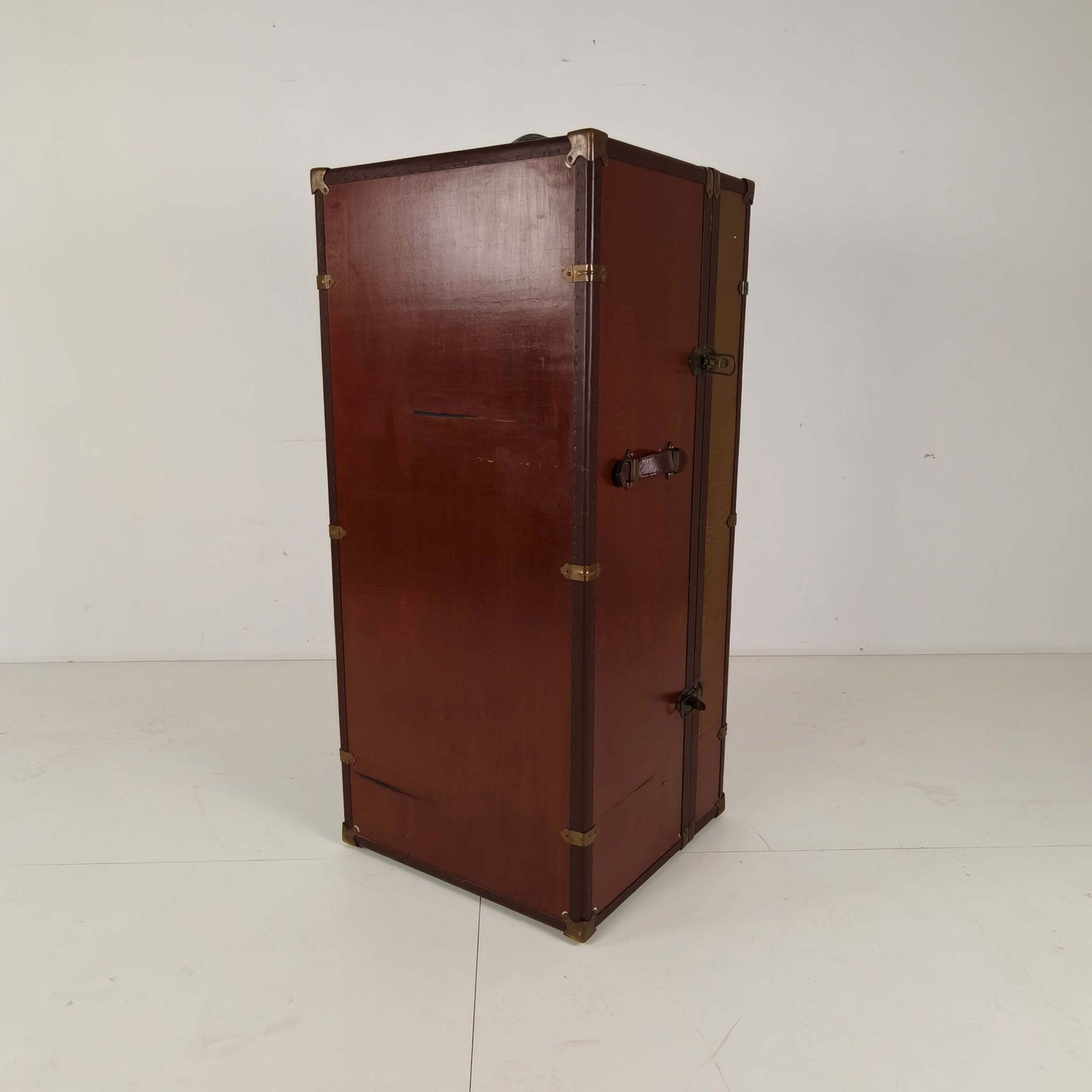 Starbay Nautical Steamer Trunk Campaign Desk – 20th Century photo buy