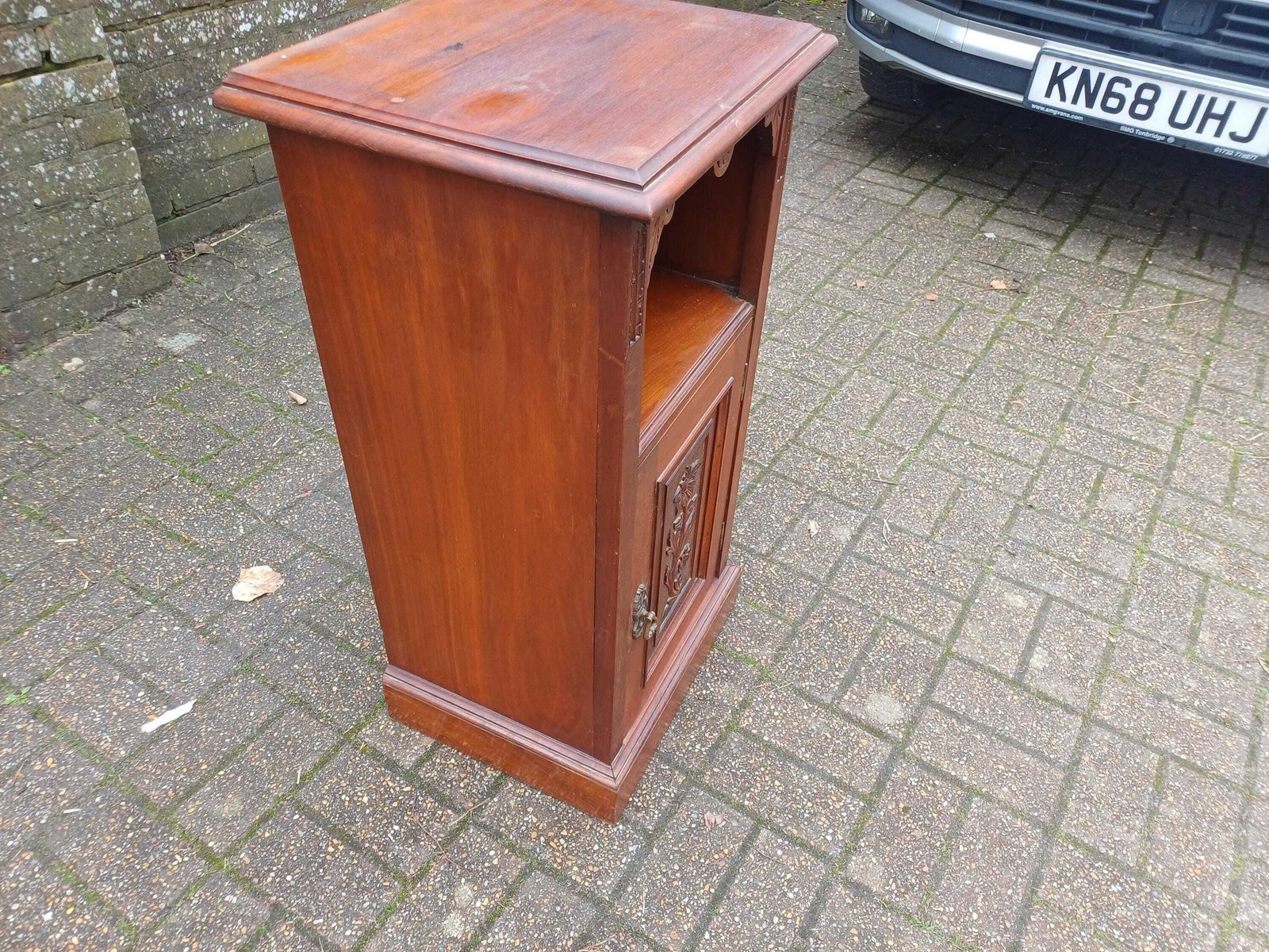 Victorian Mahogany Pot Cupboard Bedside Cabinet Antique Edwardian Nightstand Carved Flower Door Solid Wood Side Table photo Furniture
