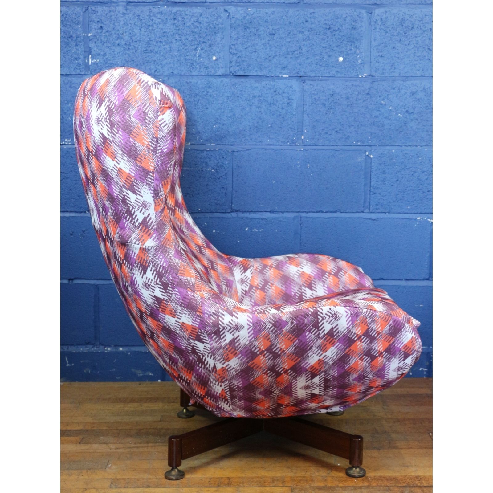 An Excellent Retro Mid Century Swivel Egg Chair Fully Restored 1950 60s photo furniture