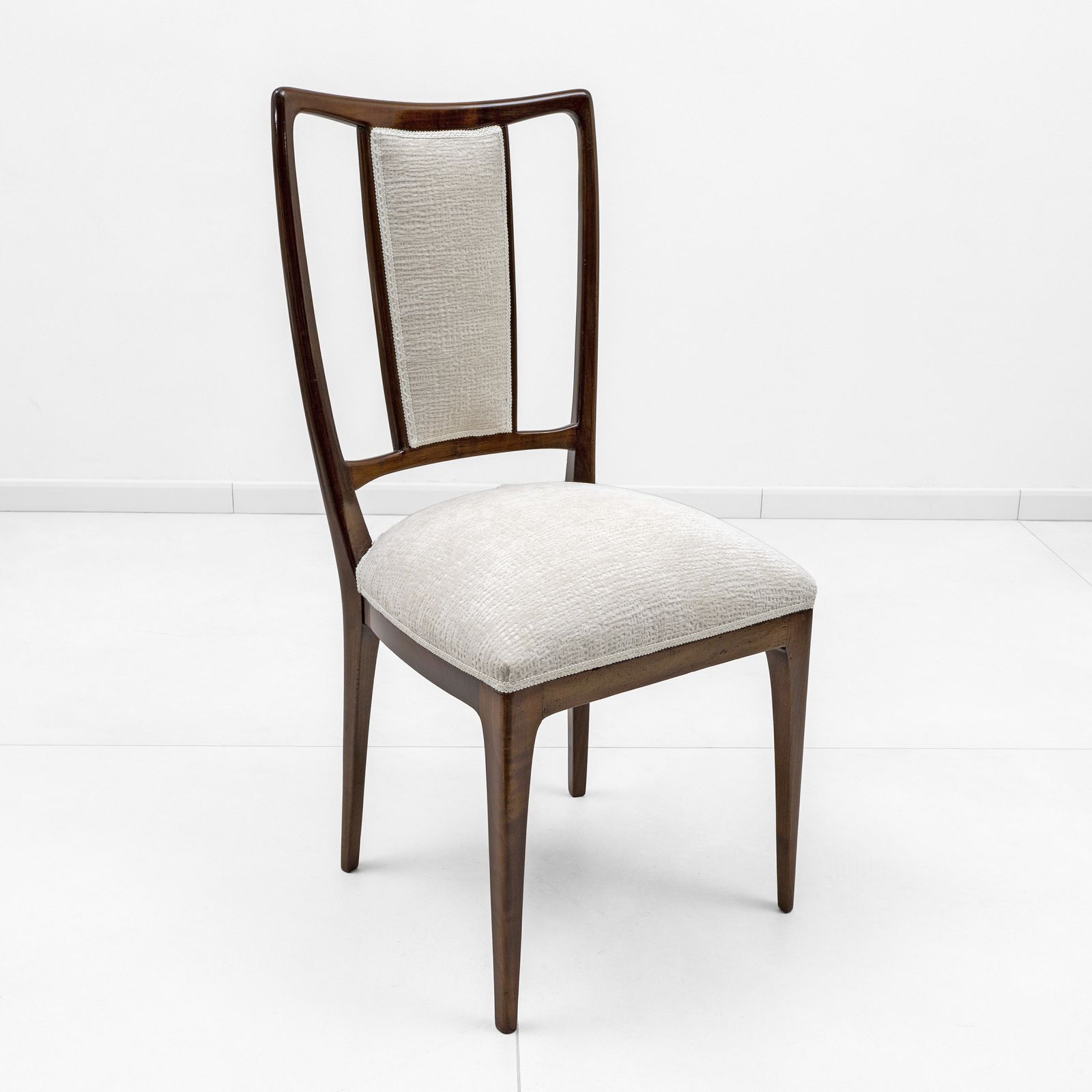 Set Of 8 Osvaldo Borsani Mid Century Modern Italian Bouclè Dining Chairs, 50s photo Furniture