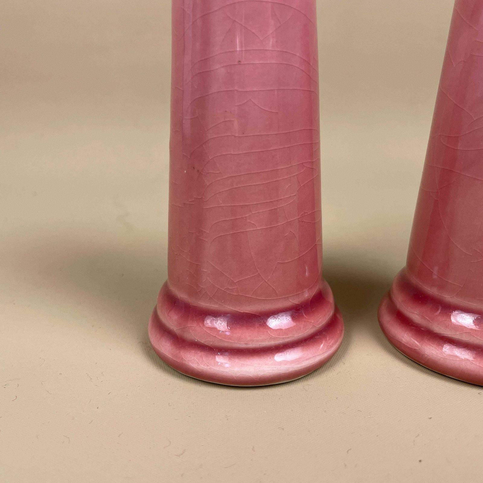 Pink Ceramic Candle Holders Pair Vintage Mid Century Modern Retro Style Crackle Glaze Set Vintage Decor Round Table Mantle Display photo vinterior