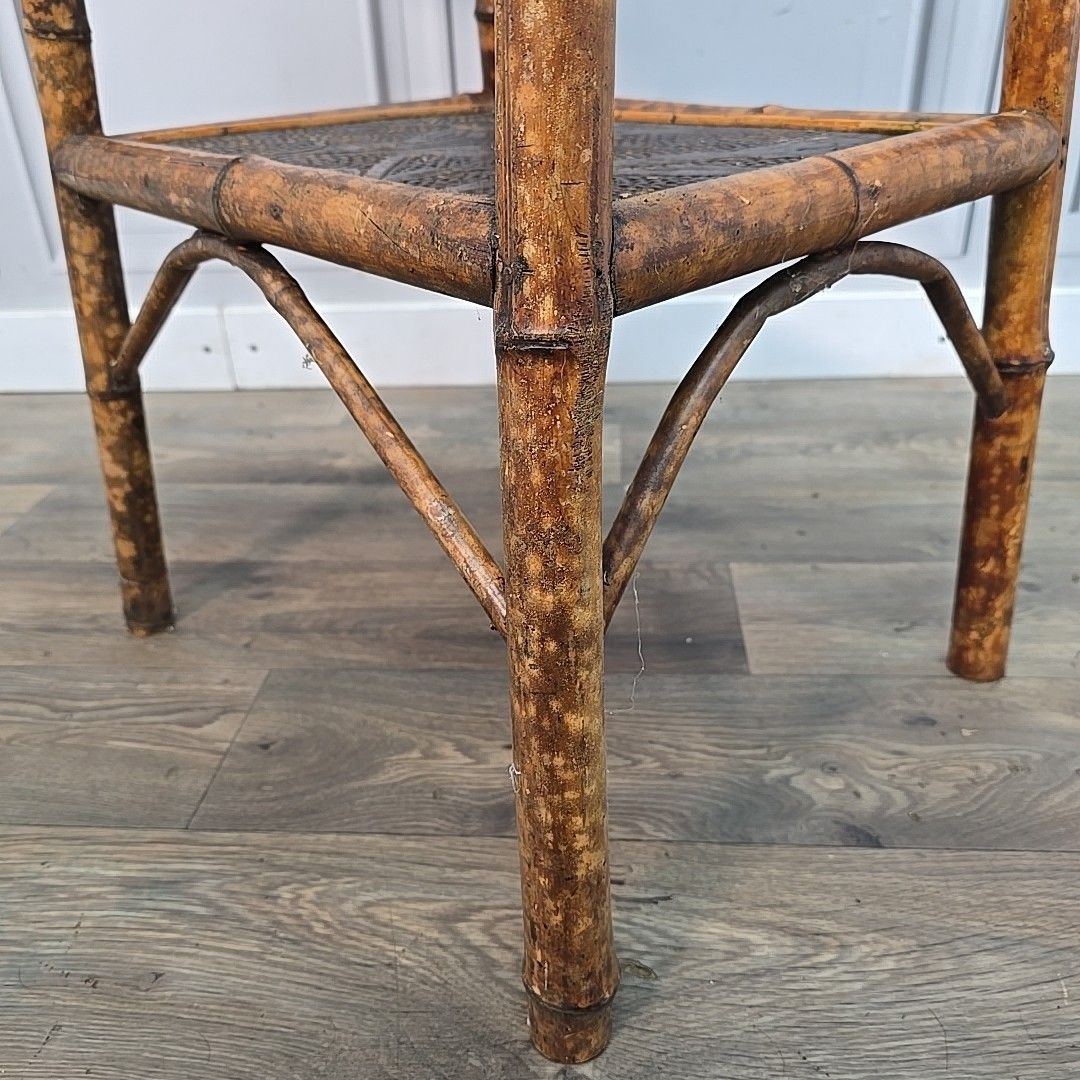 photo vinterior Antique Tiger Bamboo Table Occasional Aesthetic Japanned Victorian Painted