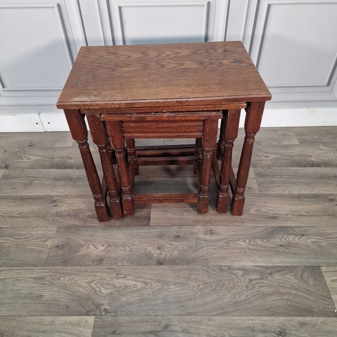 Vintage Nest Of Tables Wooden Oak Turned Legs Rustic Occasional Side Nesting photo for sale