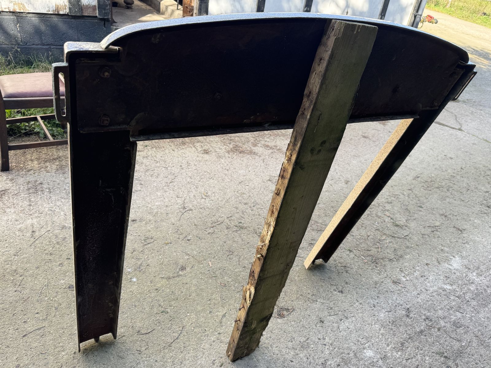 Mid 20th Century Cast Iron Enamelled Range Surround photo 435.0