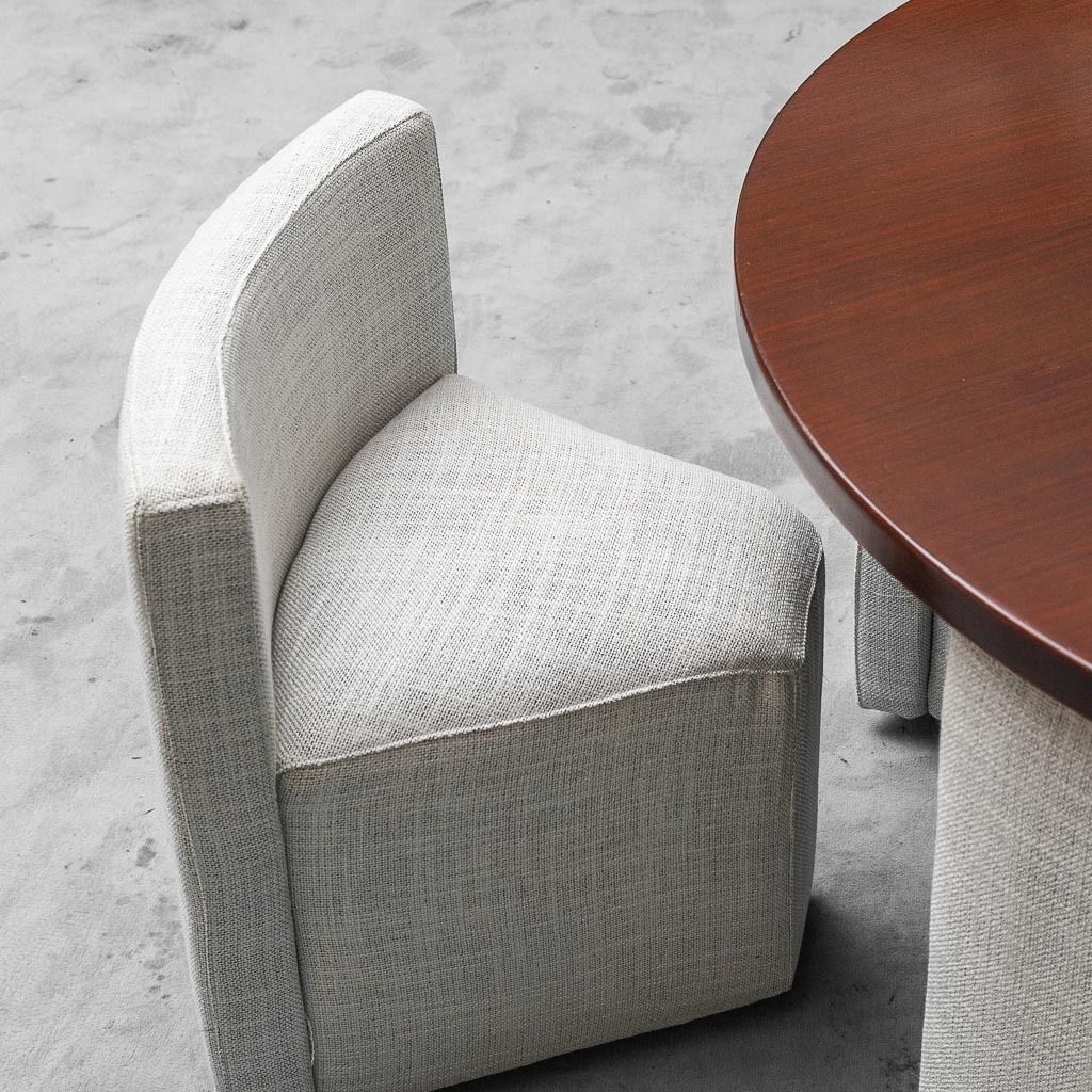 Vintage 1970s Modern Dining Set With Round Table And 6 Chairs photo vinterior