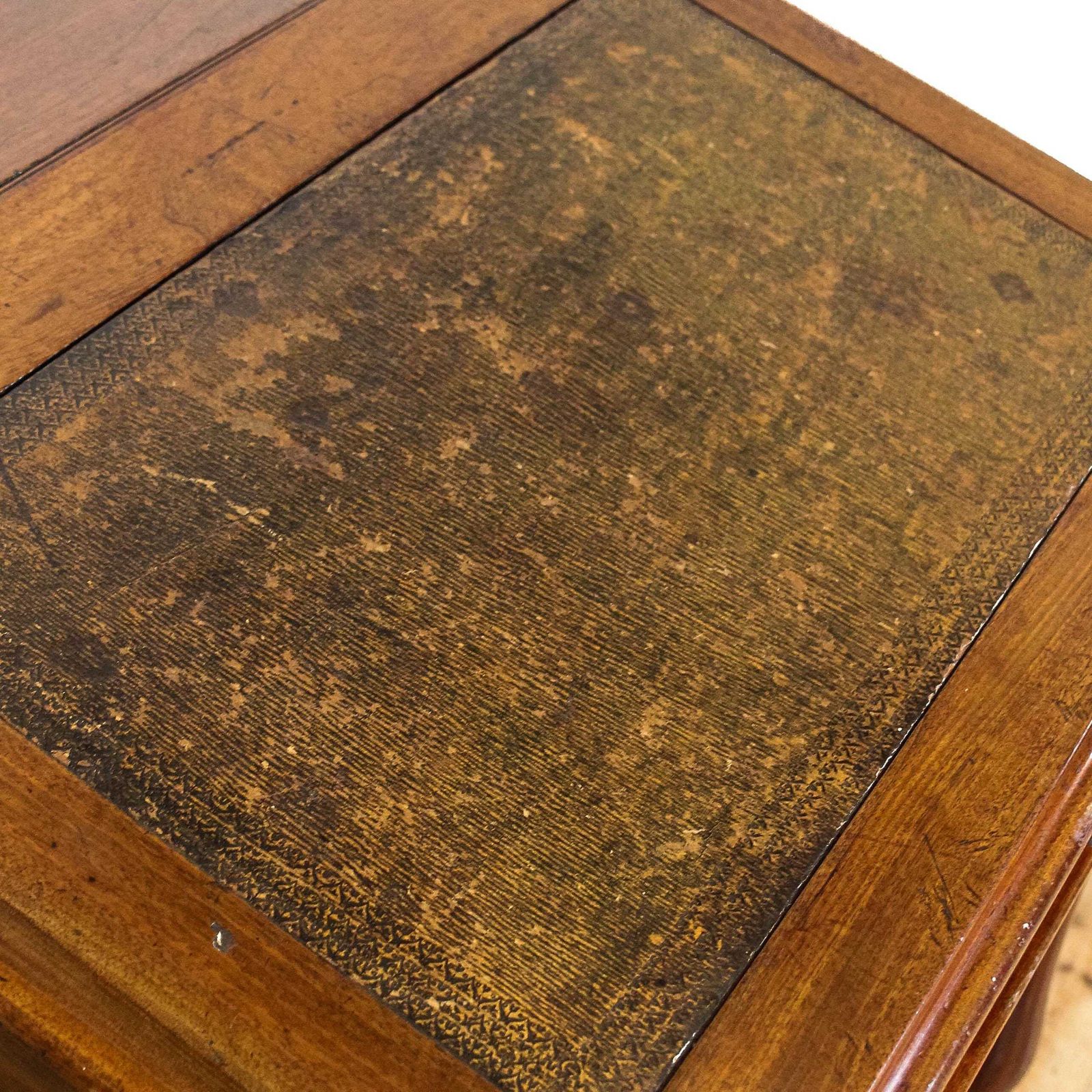 Early 19th Century Mahogany Davenport Desk photo buy