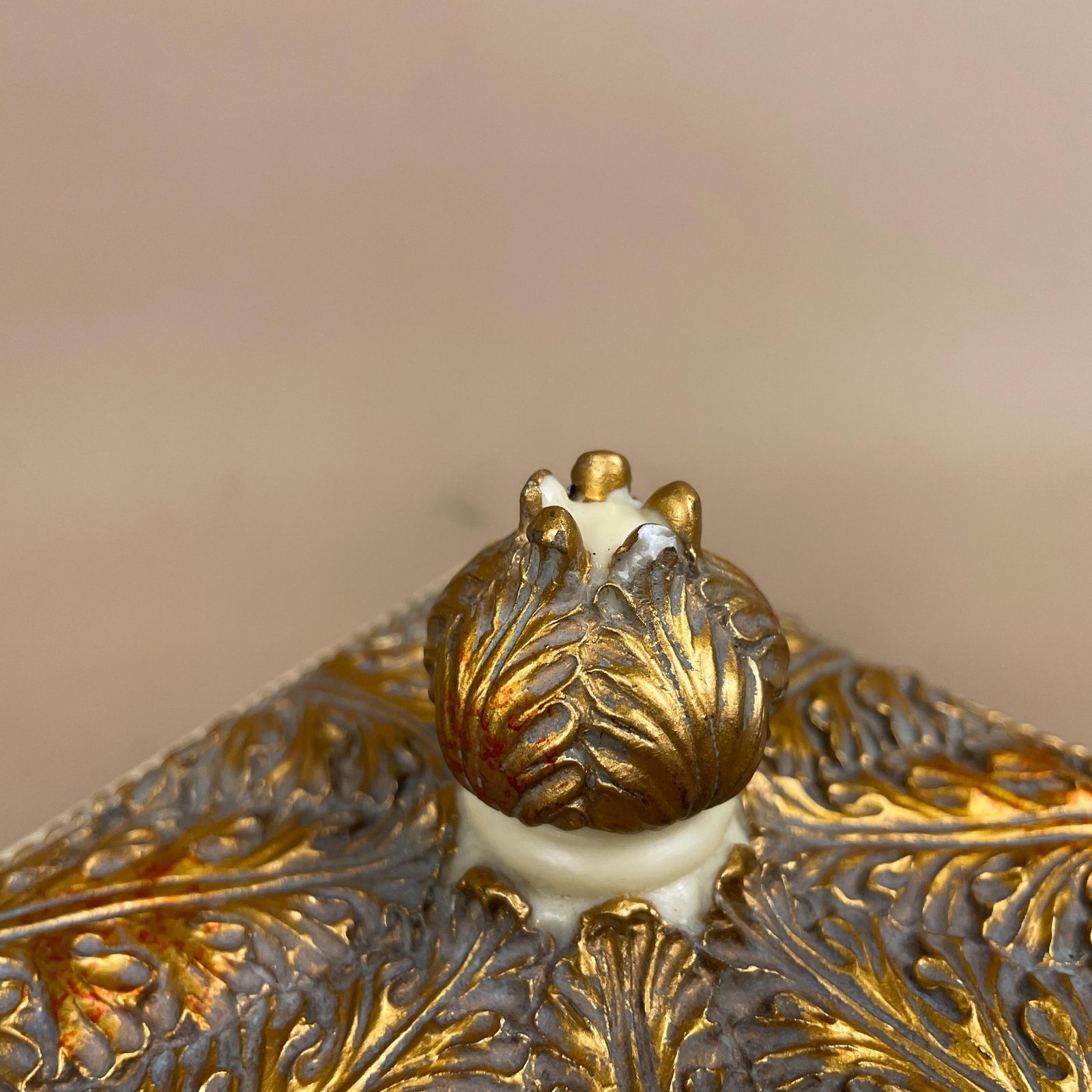 Cream Gold Resin Trinket Box Ornate Footed Jewellery Decorative Vintage Style Keepsake Storage Ring Dish Vanity Accessory photo Home Decor
