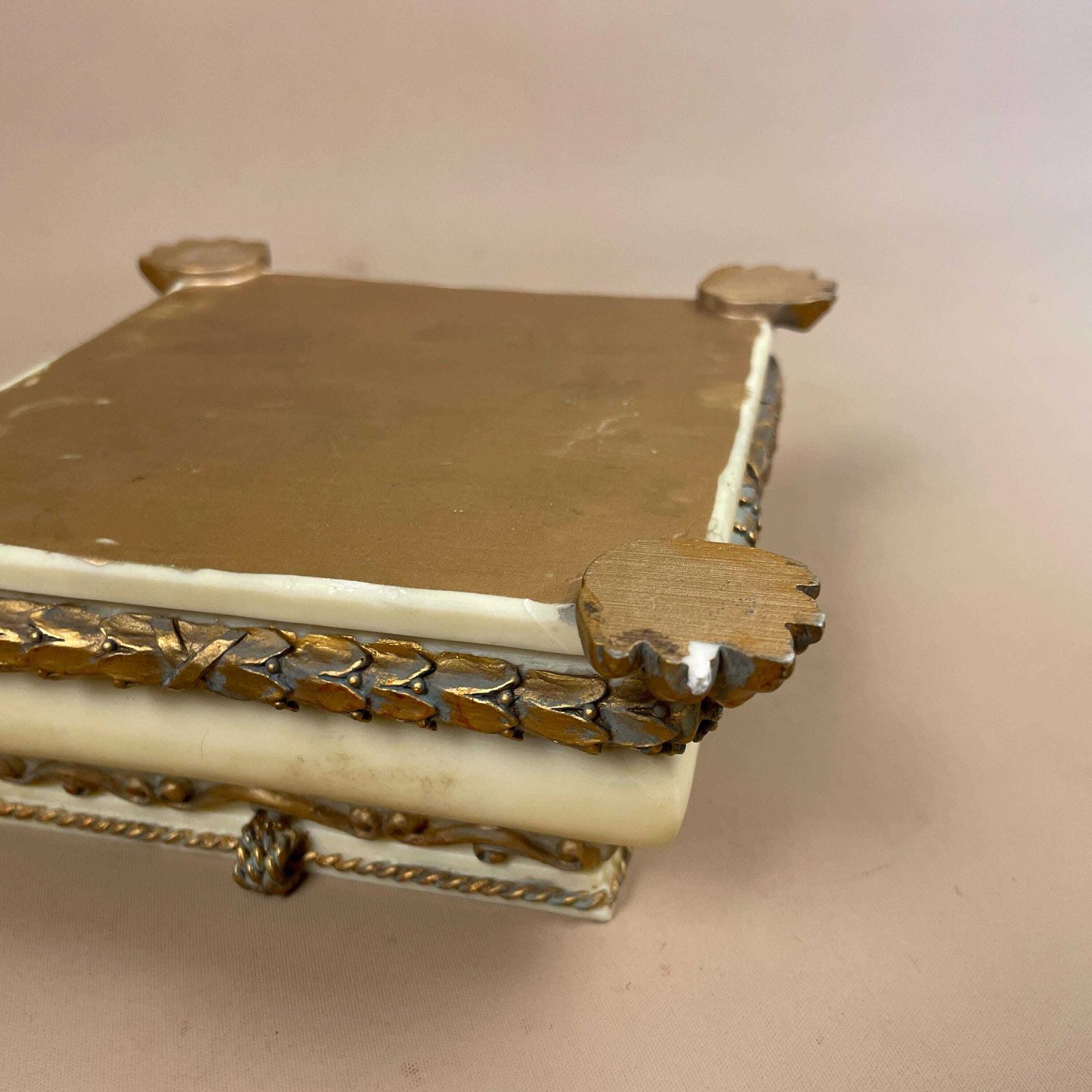 photo for sale Cream Gold Resin Trinket Box Ornate Footed Jewellery Decorative Vintage Style Keepsake Storage Ring Dish Vanity Accessory