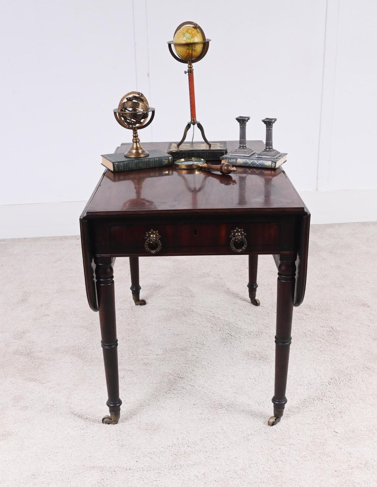 Georgian Mahogany Pembroke Table With Drawer And Drop Leaves 1810 photo furniture
