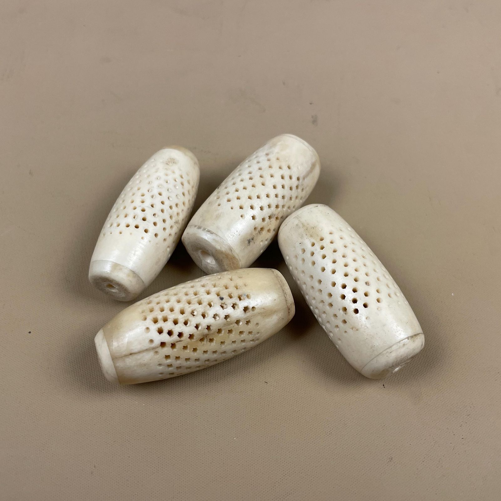 Vintage Carved Natural Bobbins Lace Making Craft Set Of 4 South East Asian White Cream Sewing Craft
