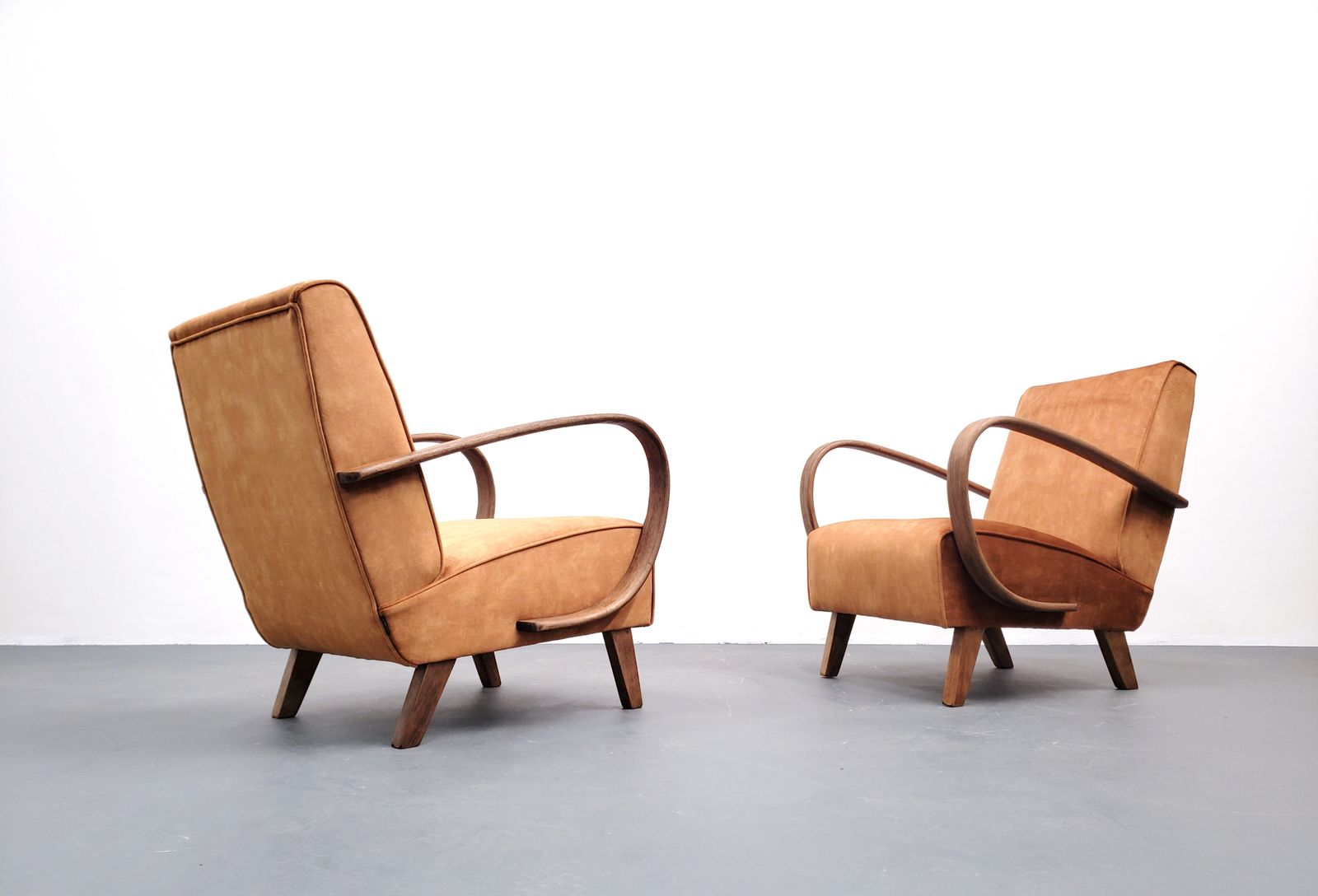 One Left   1930 Jindrich Halabala Bentwood Armchair In Rust Brown Velvet