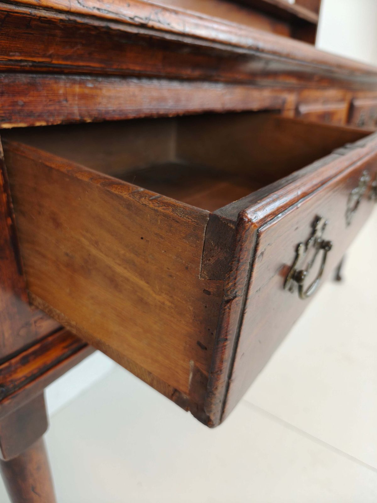 Late Georgian 18th Century Welsh Dresser – Solid Oak photo vinterior