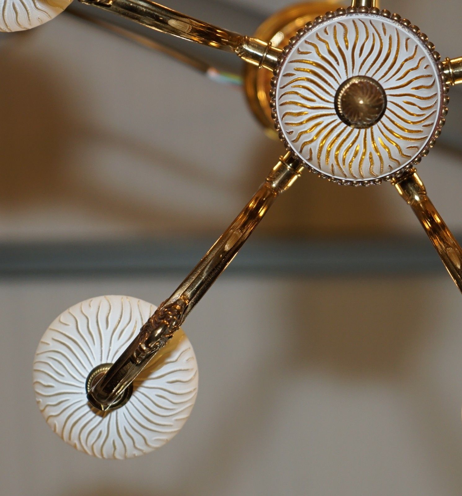 photo vinterior Lovely Reccagni Made In Italy Brass & Frosted Glass Five Candle Light Chandelier