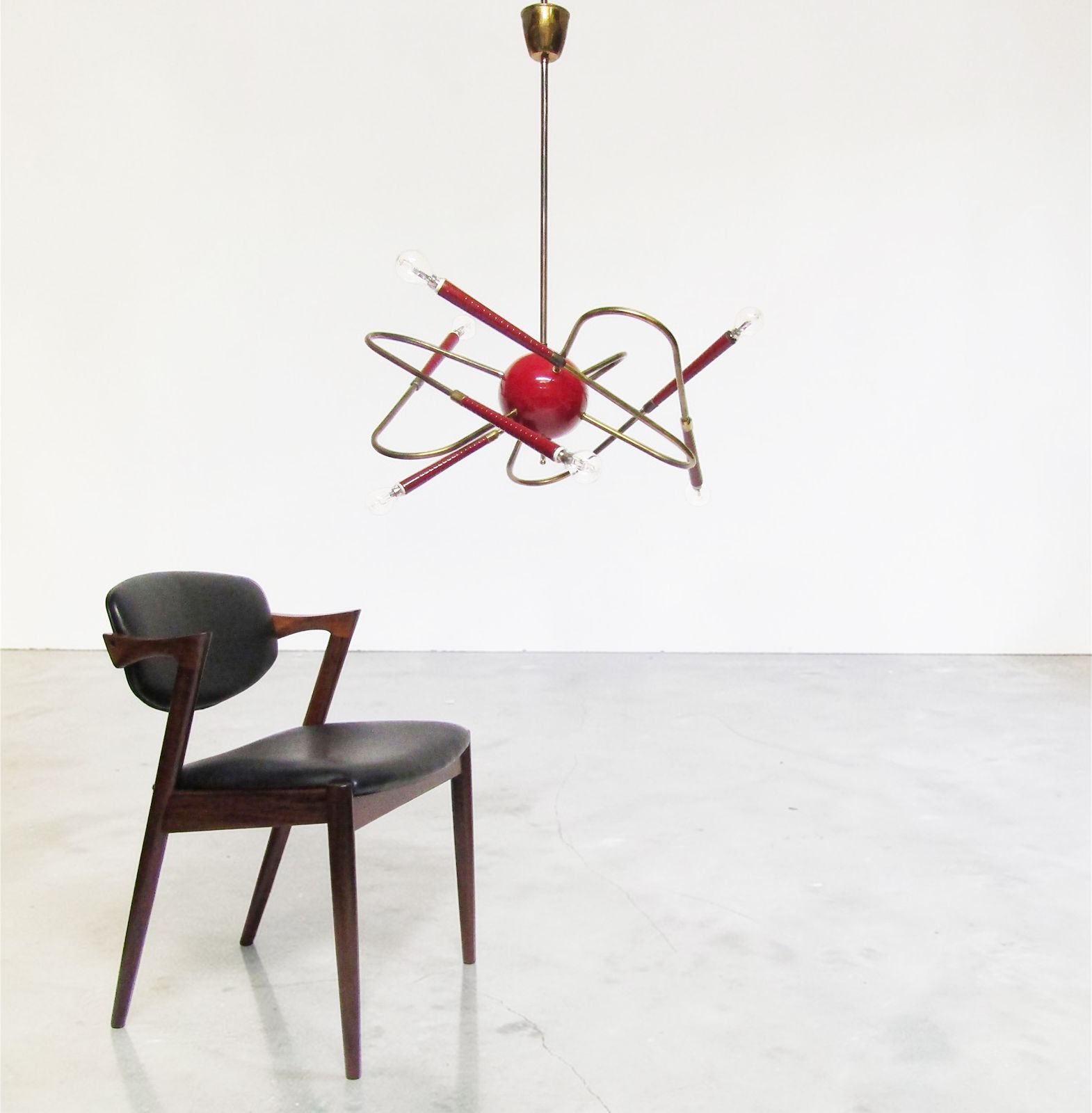 Rare Italian 1950s Sputnik Chandelier In Red Enamel & Brass By Stilnovo photo furniture