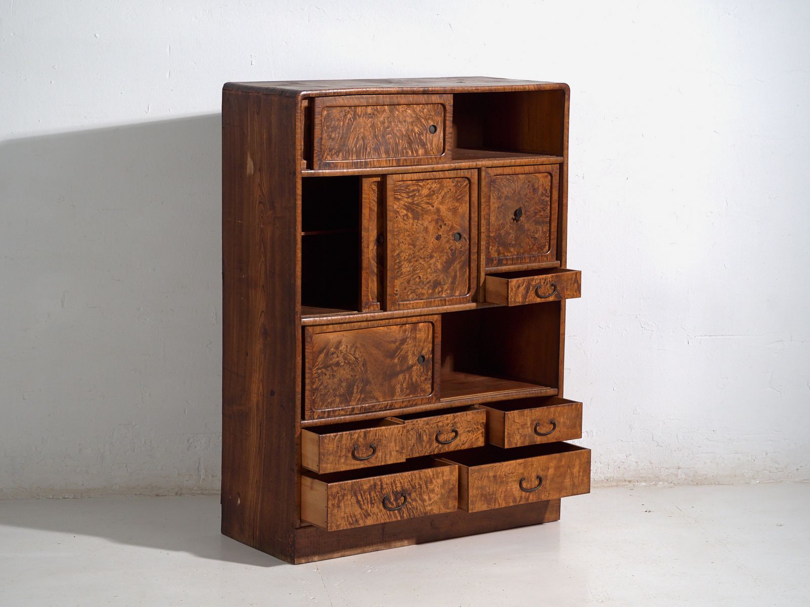 Antique Japanese Mizuya Dansu Kitchen Cabinet – Period Taisho/Showa (C.1910 1940)