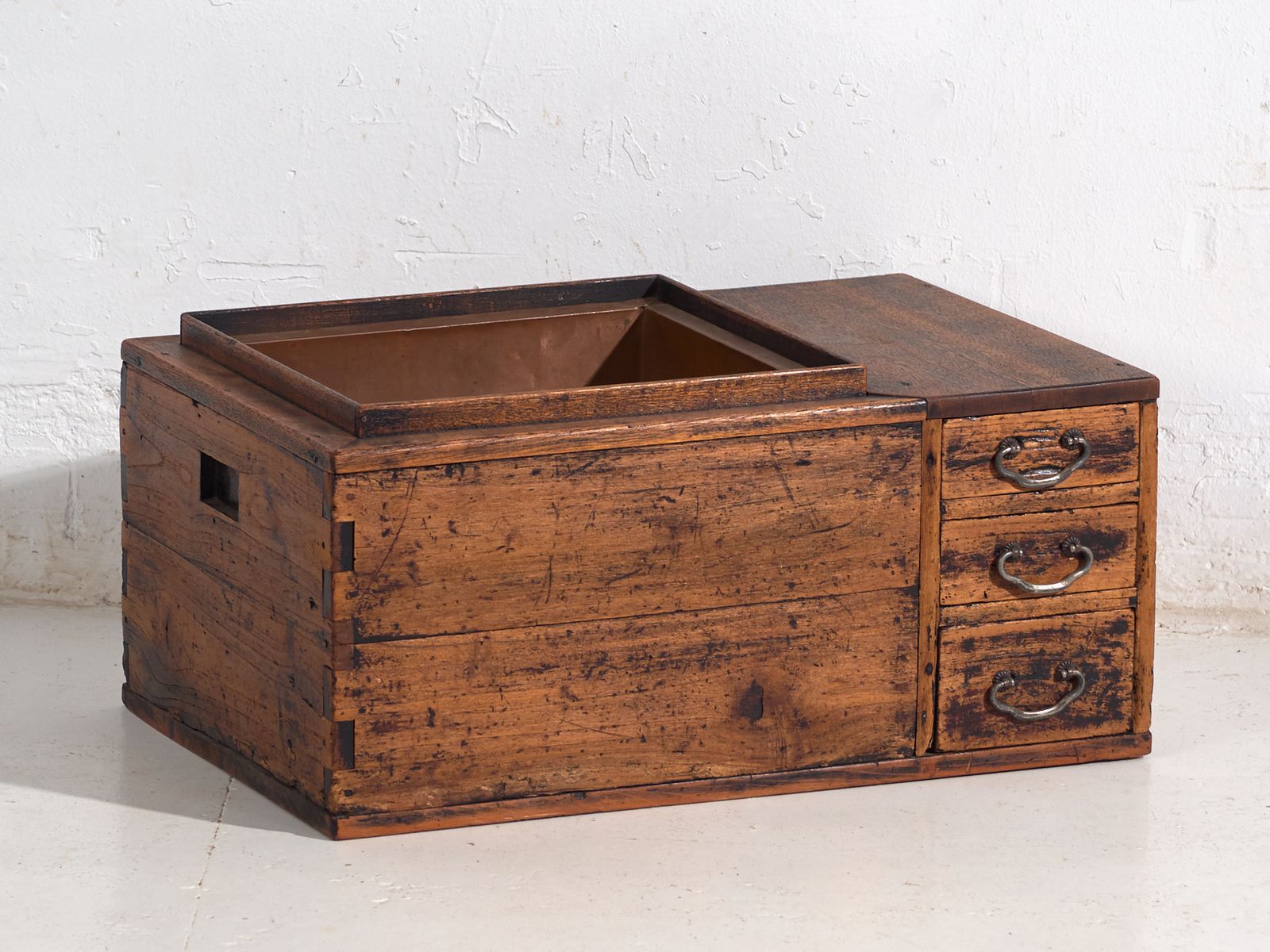 Antique Japanese Paulownia Hibachi – Meiji / Showa Period (C.1890 1945) #93