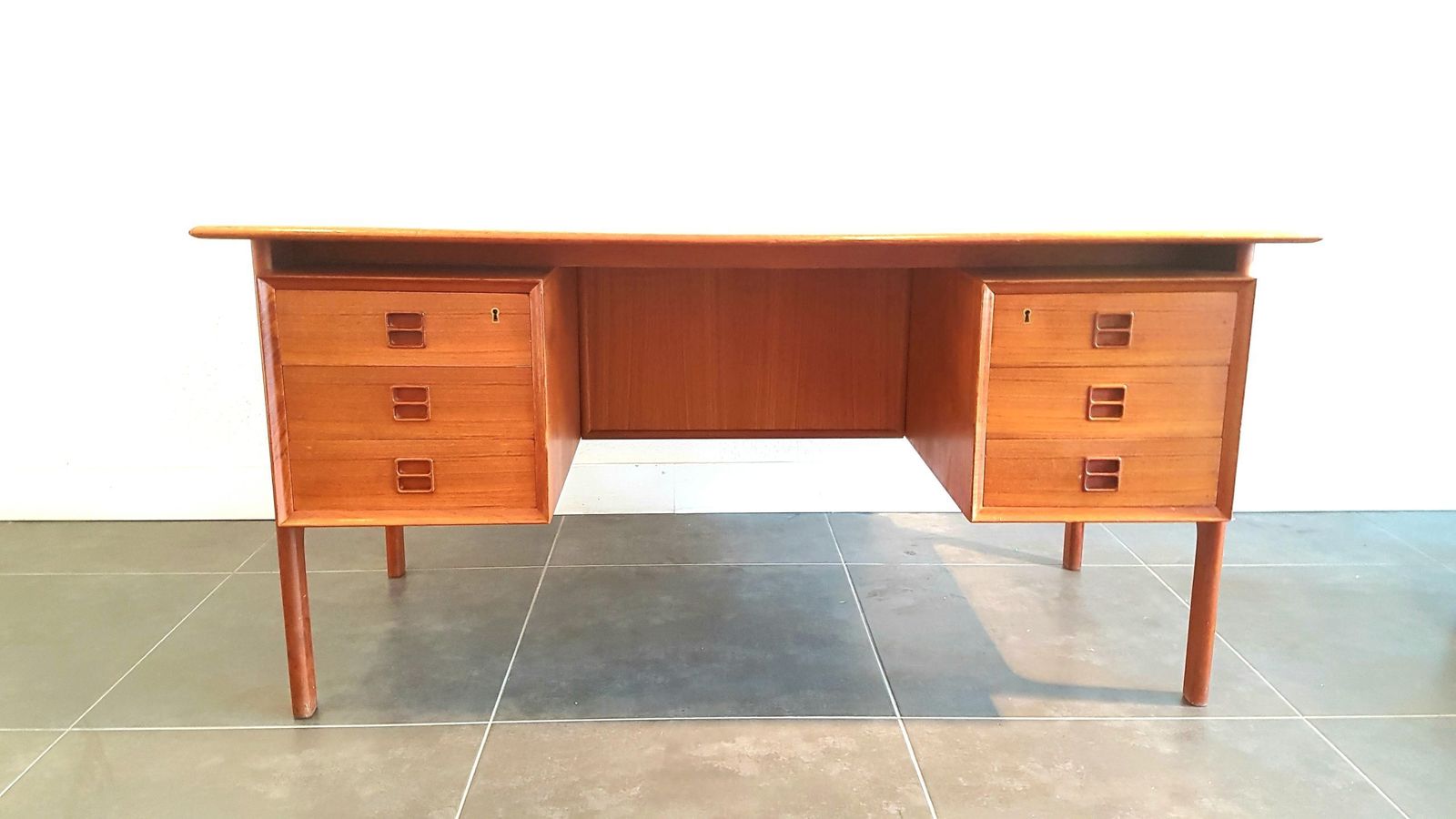 Teak Desk 1960s – Erik Brouer Møbelfabrik | Vintage Design Furniture