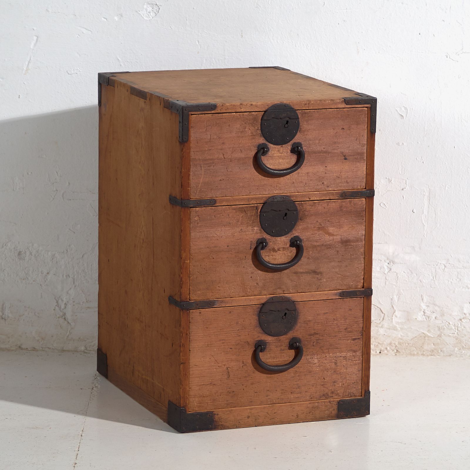 Antique Japanese Three Drawer Tansu – Meiji Period (C.1890–1926)