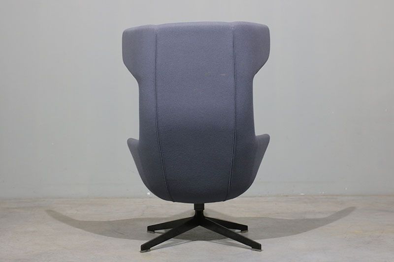 Alfredo Haberli Armchair In Fabric. photo vinterior