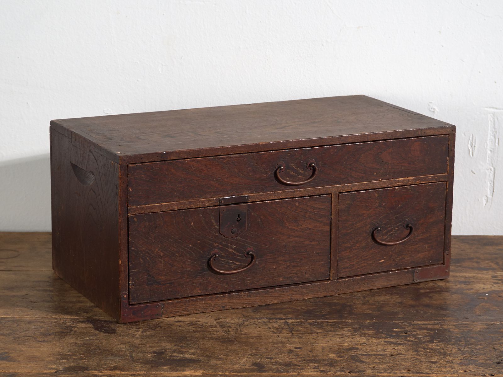 Antique Japanese Desk Chest With Three Drawers – Meiji / Taishō Period (C.1890 1926)