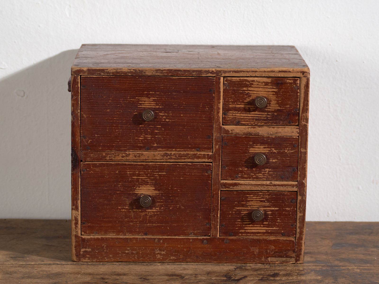 Small Japanese Cedar Drawer Cabinet (Ko Dansu), Taishō–Showa Period, Circa 1920–1945 photo 232.0