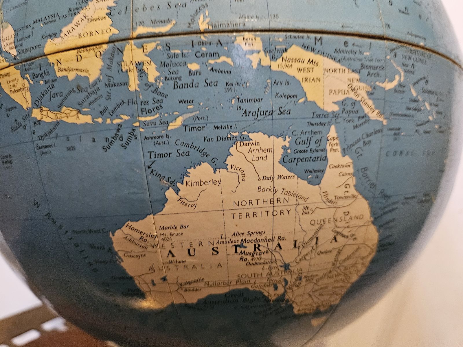 Vintage 20th Century Philips 12"  Political  Challenge Globe 1971 photo 80.0