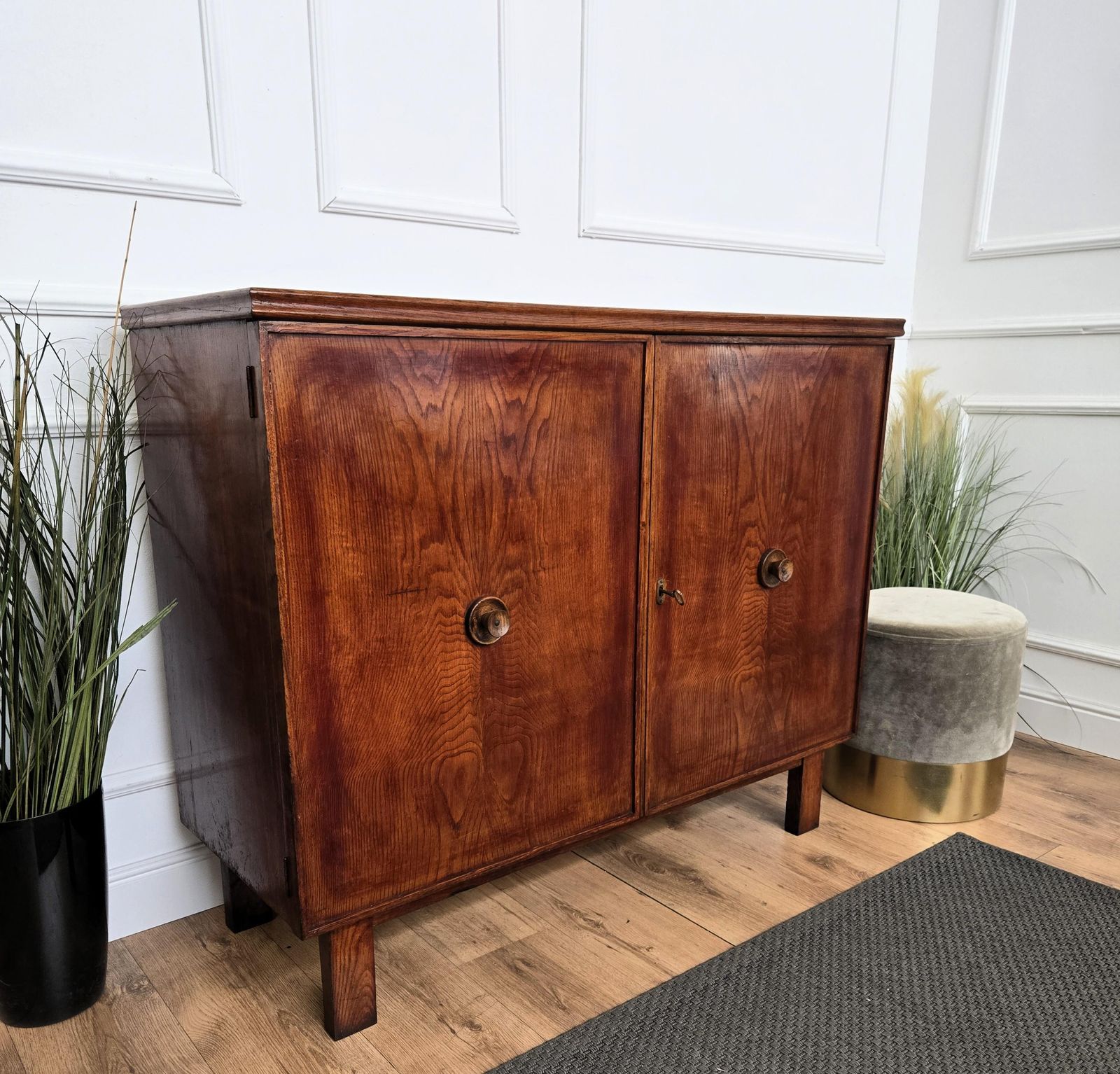 1970s Mid Century Modern Art Deco Italian Wooden Sideboard Credenza Cabinet photo vintage