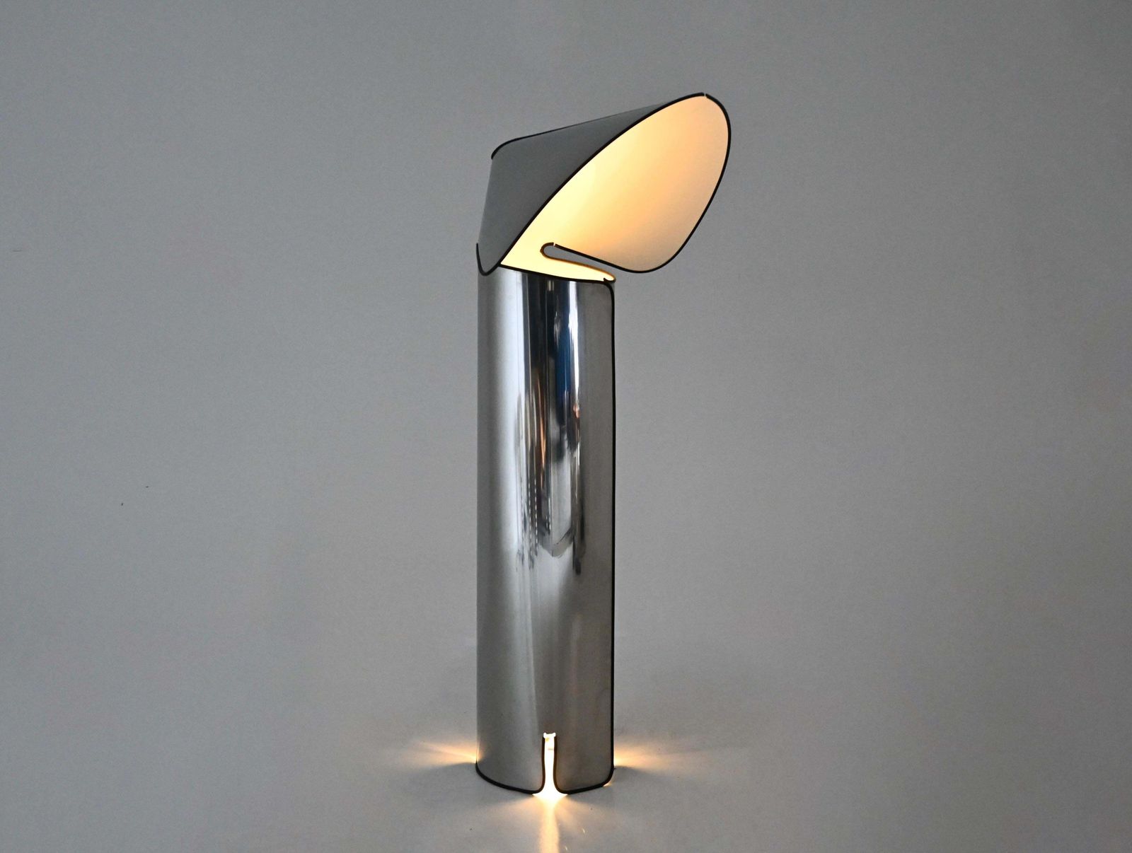 Floor Lamp «Chiara» By Mario Bellini For Flos, 1960s, 1st Edition photo for sale