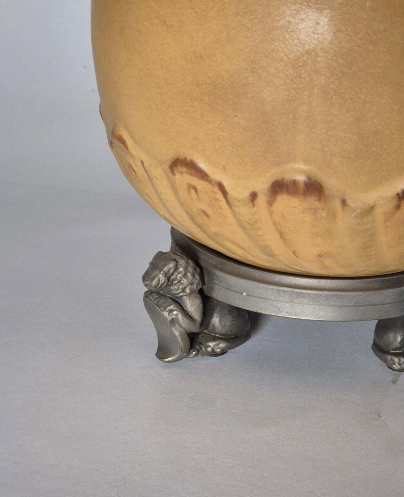 A Rare Swedish Grace Table Lamp By Svenska Metallverken, 1920/30s, Chinoiserie. photo Lighting