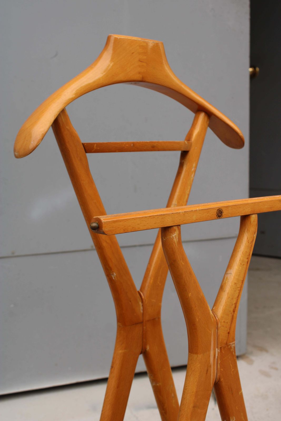 photo for sale Fratelli Reguitti Coat Stand Ico Parisi 1950s