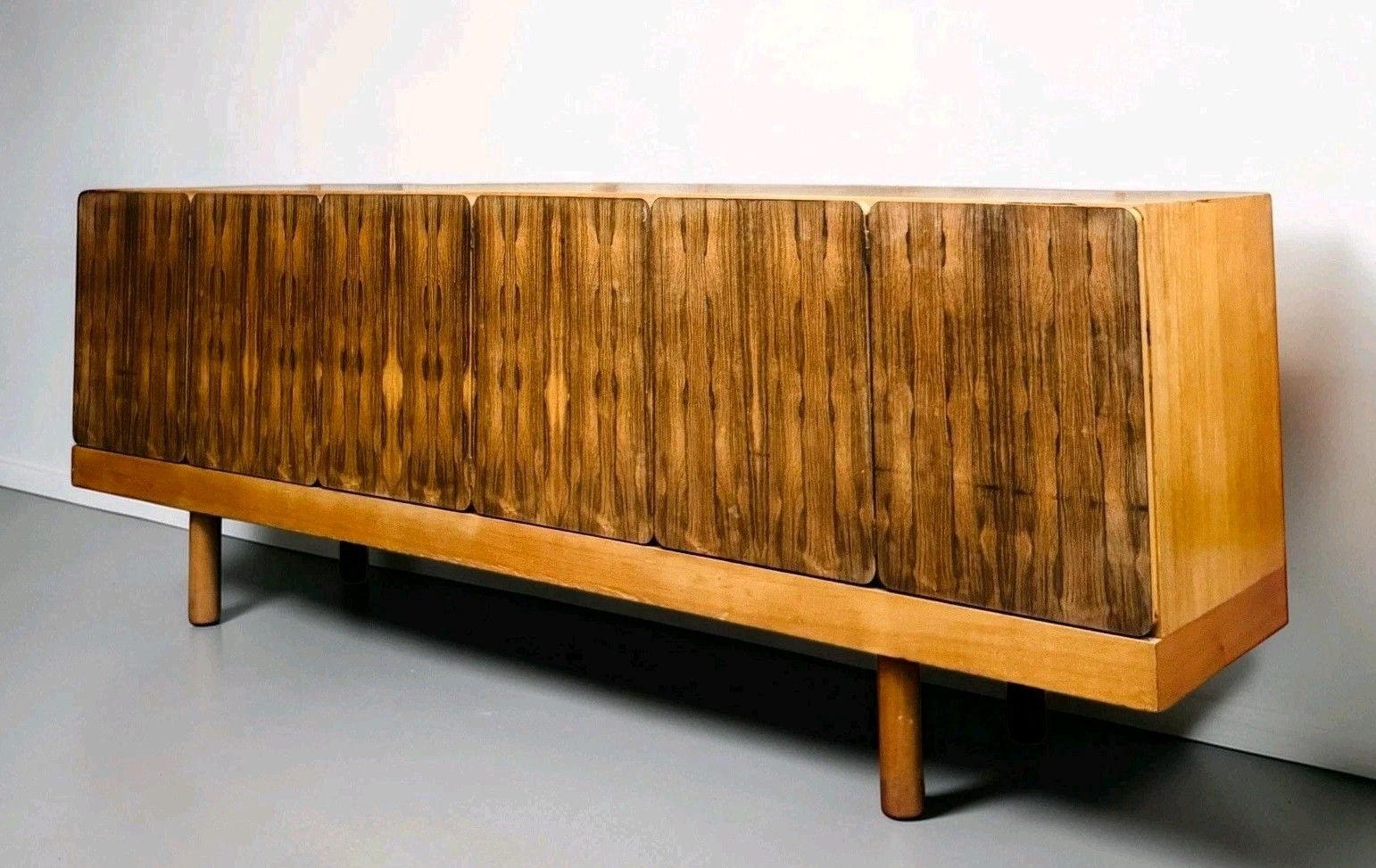 Gordon Russell Rosewood And Mahogany Sideboard Super Rare Mid Century 1960s