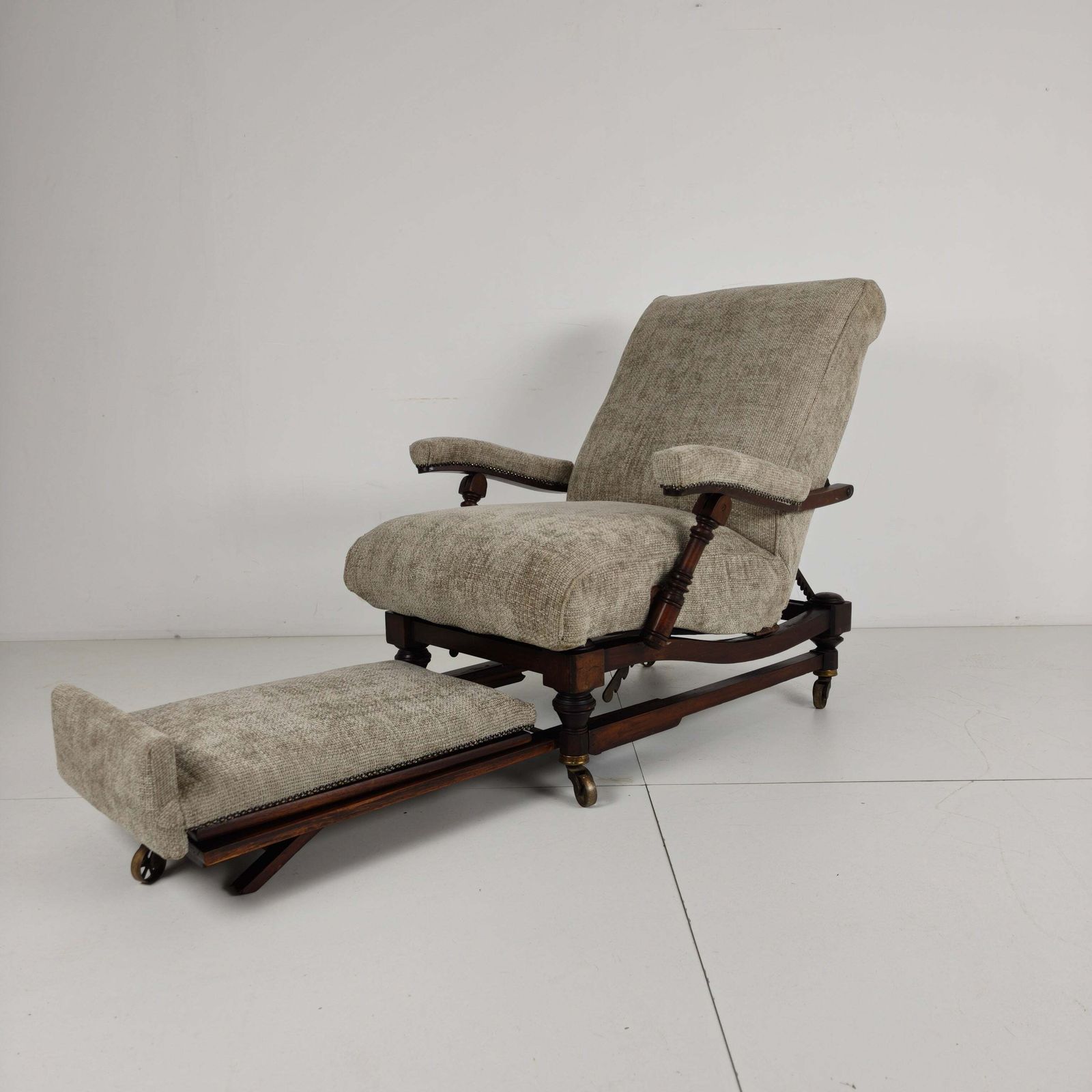2592.0 English Reclining Library Chair (Circa 1860) photo