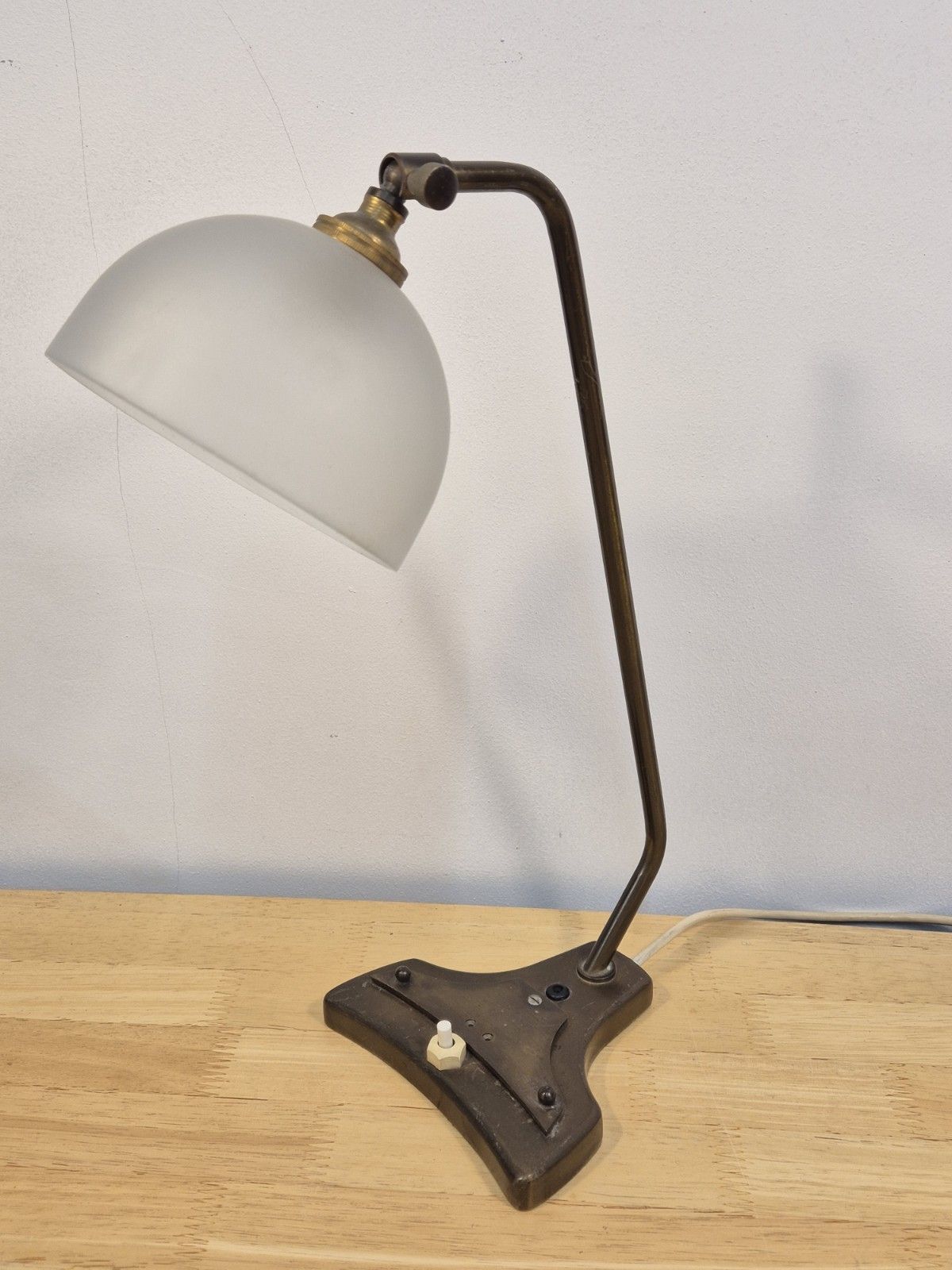 Original Art Deco Table Lamp By Kandem 1920s Glass Shade Working Condition photo for sale