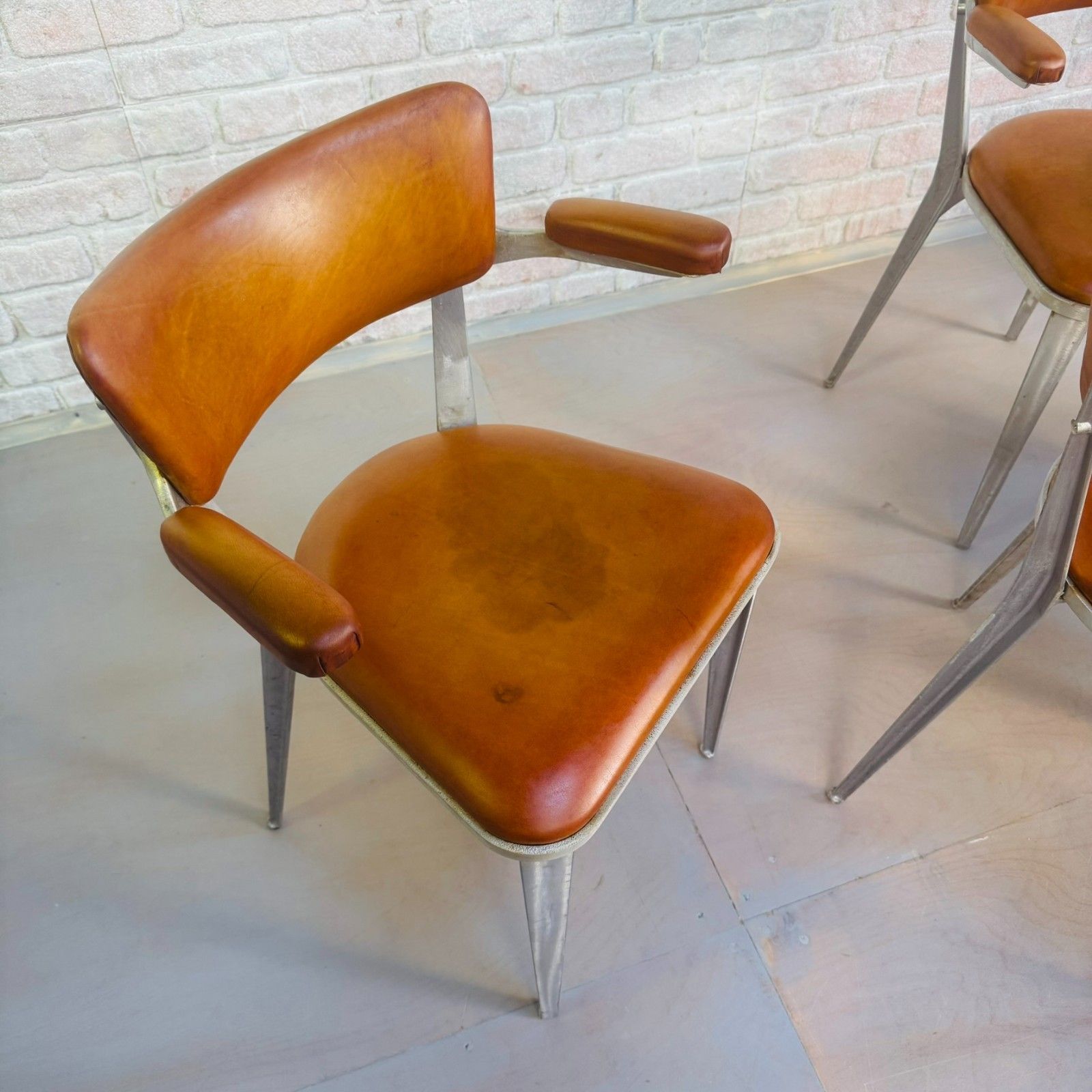 Set Of 10 Ernest Race Ba3 Dining Chairs – Tan Leather Mid Century Modern Icons photo Furniture