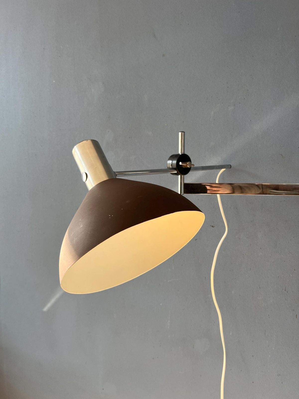 photo furniture Dijkstra Swivel Arm Mid Century Wall Lamp With Brown Shade