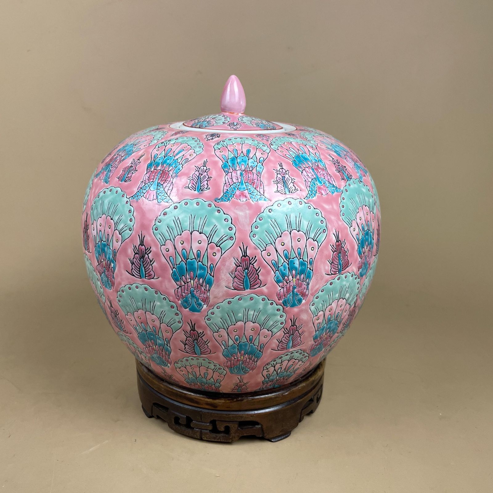 Oriental Decorative Vase Ceramic Pink Peacock Design Pot Chinese Vintage Display Lidded Ginger Jar Lid Pattern Ornament Wooden Ornate Base photo Home Decor
