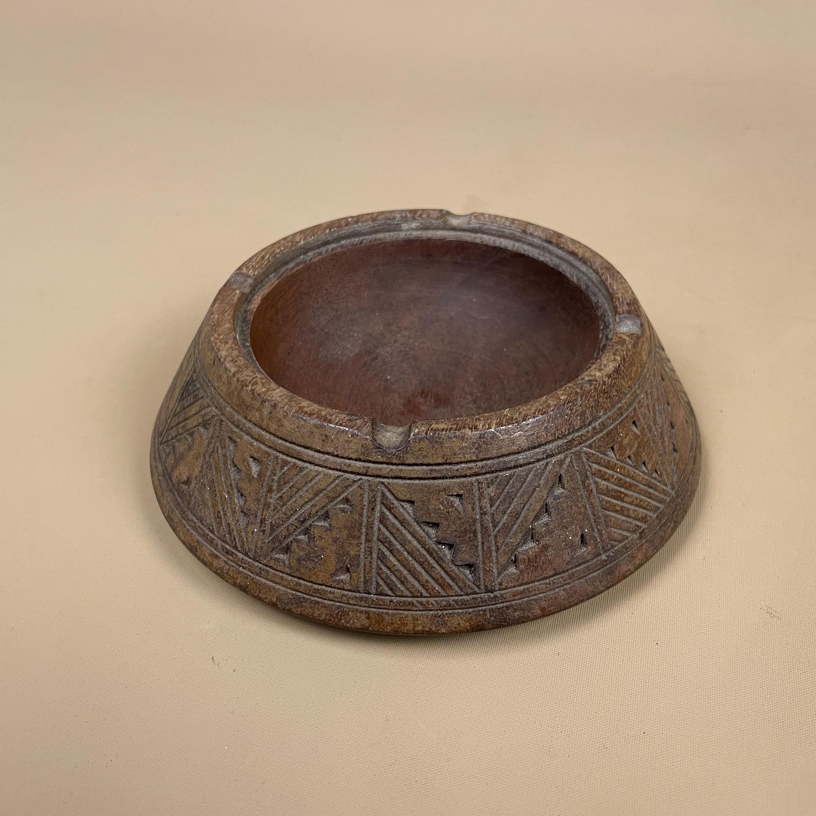 Vintage Hand Carved Wooden Bowl Decorative Geometric Pattern Rustic Display Tub Farmhouse Cottage Tableware Wood Handmade Round photo 55.0