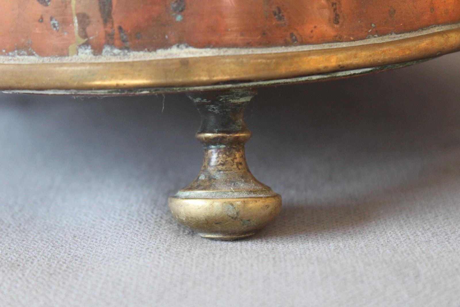 Zeer Grote Antieke Nederlandse Doofpot, 19e Eeuw, Messing En Koper, Knop, Driepoot, Beweegbaar Handvat, Nederland photo buy