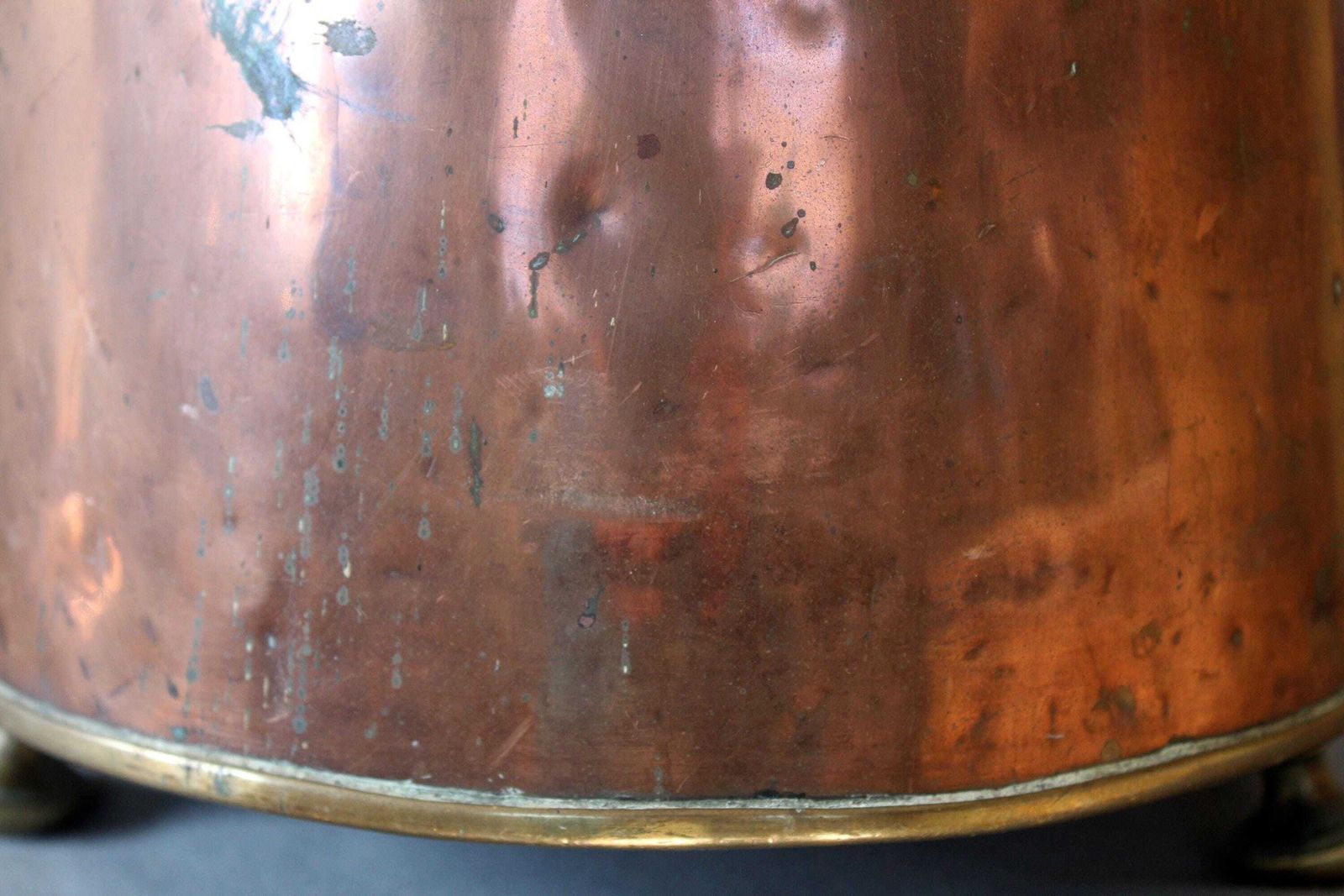 photo furniture Zeer Grote Antieke Nederlandse Doofpot, 19e Eeuw, Messing En Koper, Knop, Driepoot, Beweegbaar Handvat, Nederland
