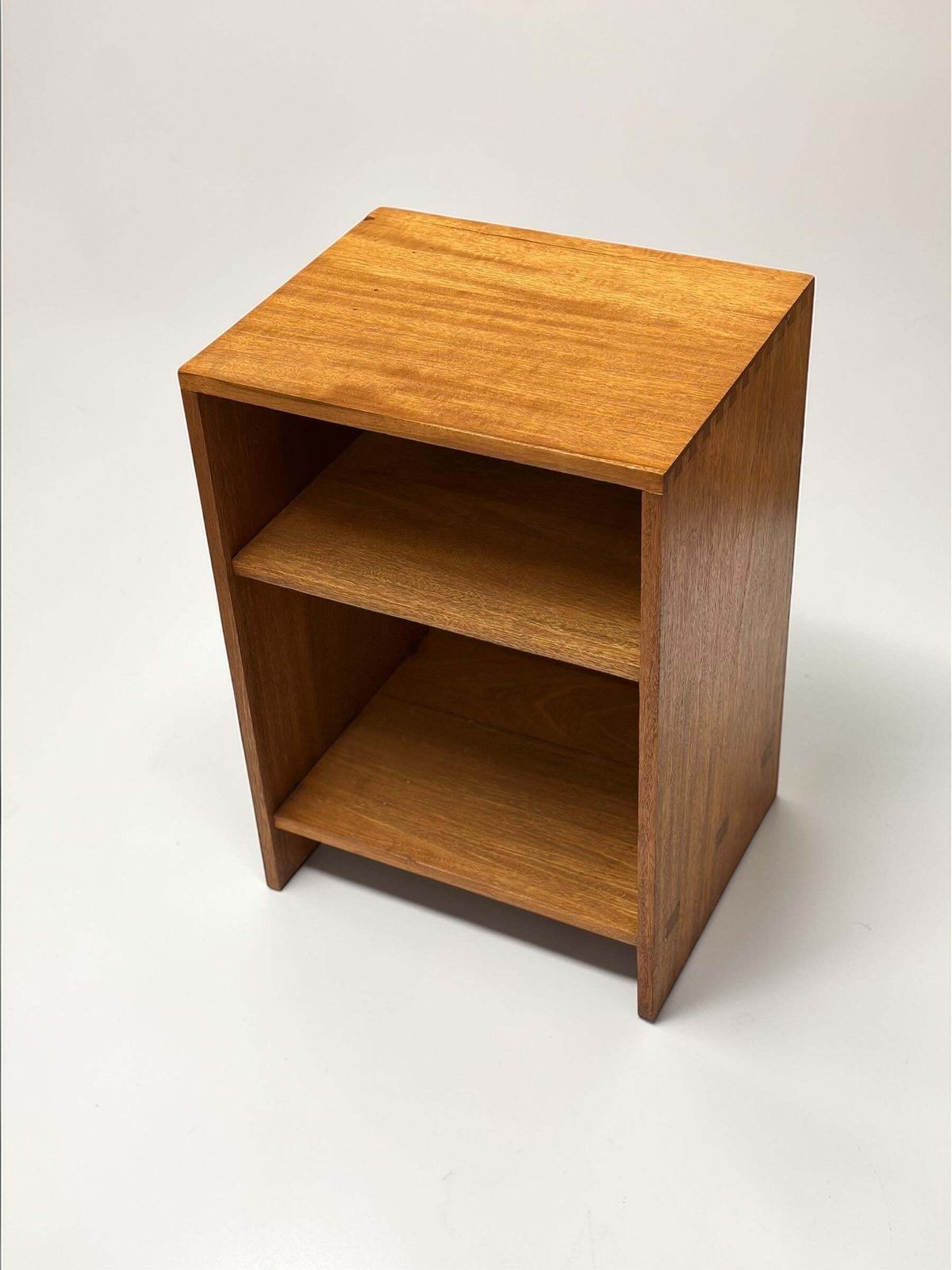 Mid Century Teak Open Cabinet / Low Shelf Unit — Dovetailed Construction, British C.1960s