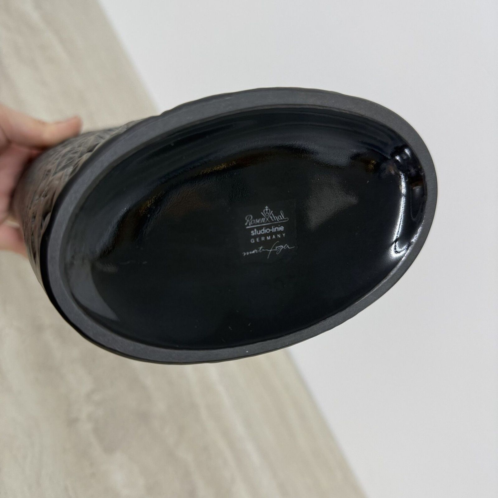 Martin Freyer Rosenthal Studio Line Bisque Porcelaine Noire Op Art Relief Vaas, Jaren 1970 photo Woonaccessoires