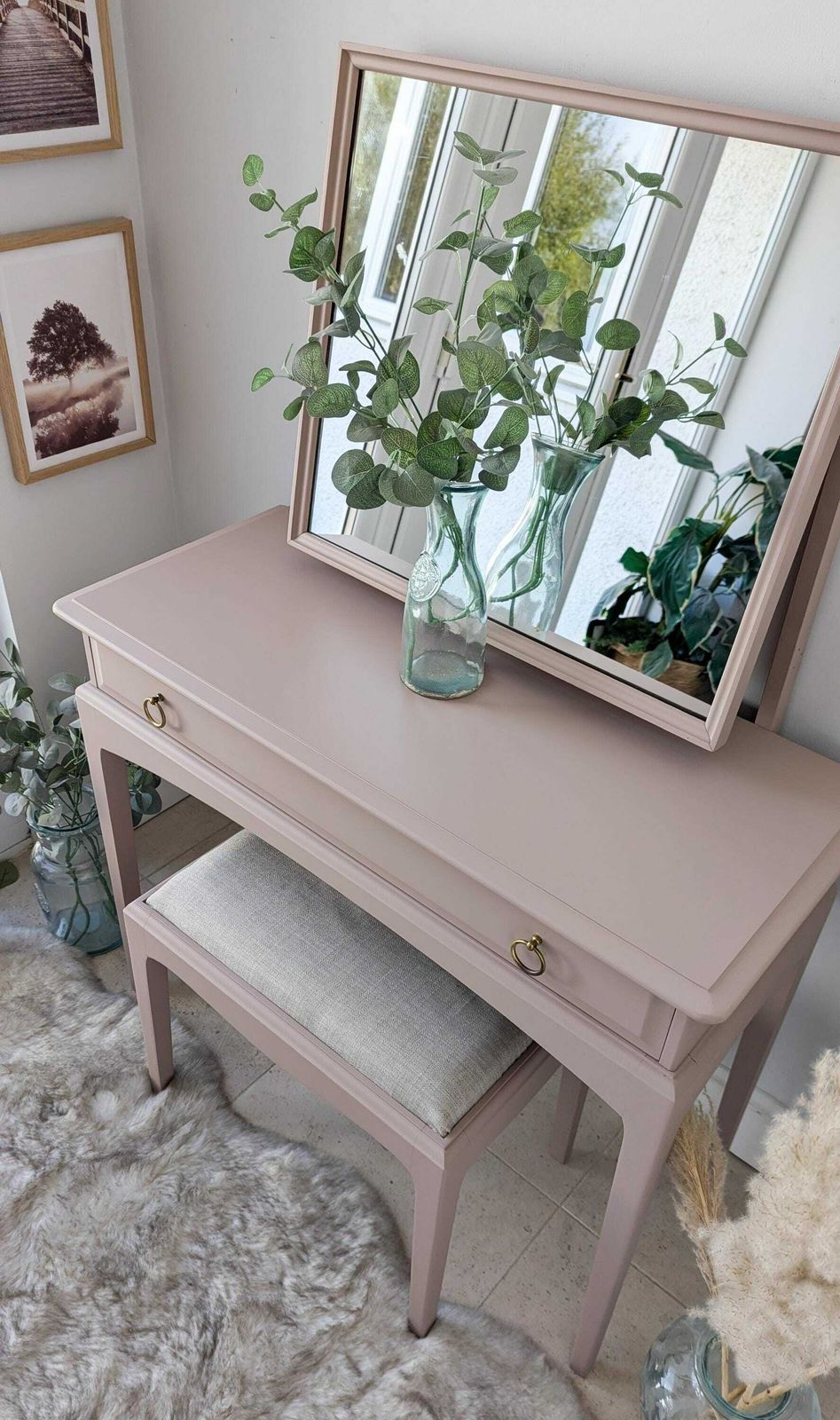 Spray Painted Pink Stag Small, Compact Dressing/Console Table With Mirror And Stool photo vinterior